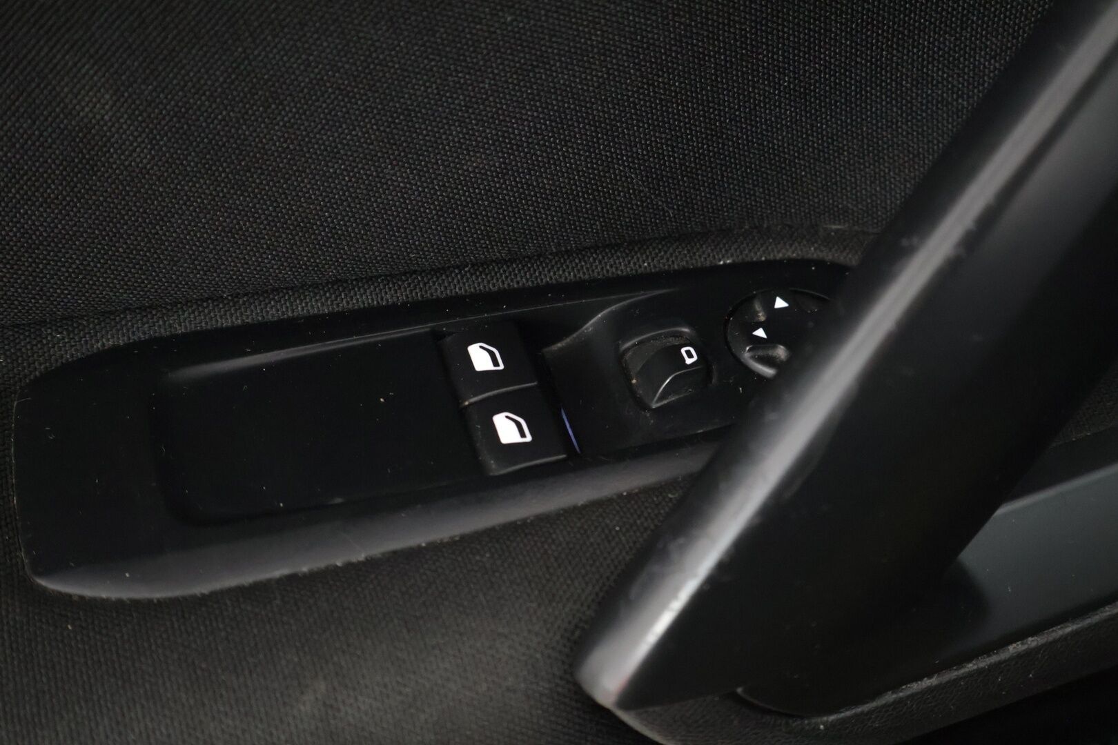 Peugeot 308 2015 SW Access PureTech 110 - Juuri katsastettu / Jakopää tehty / Suomiauto
