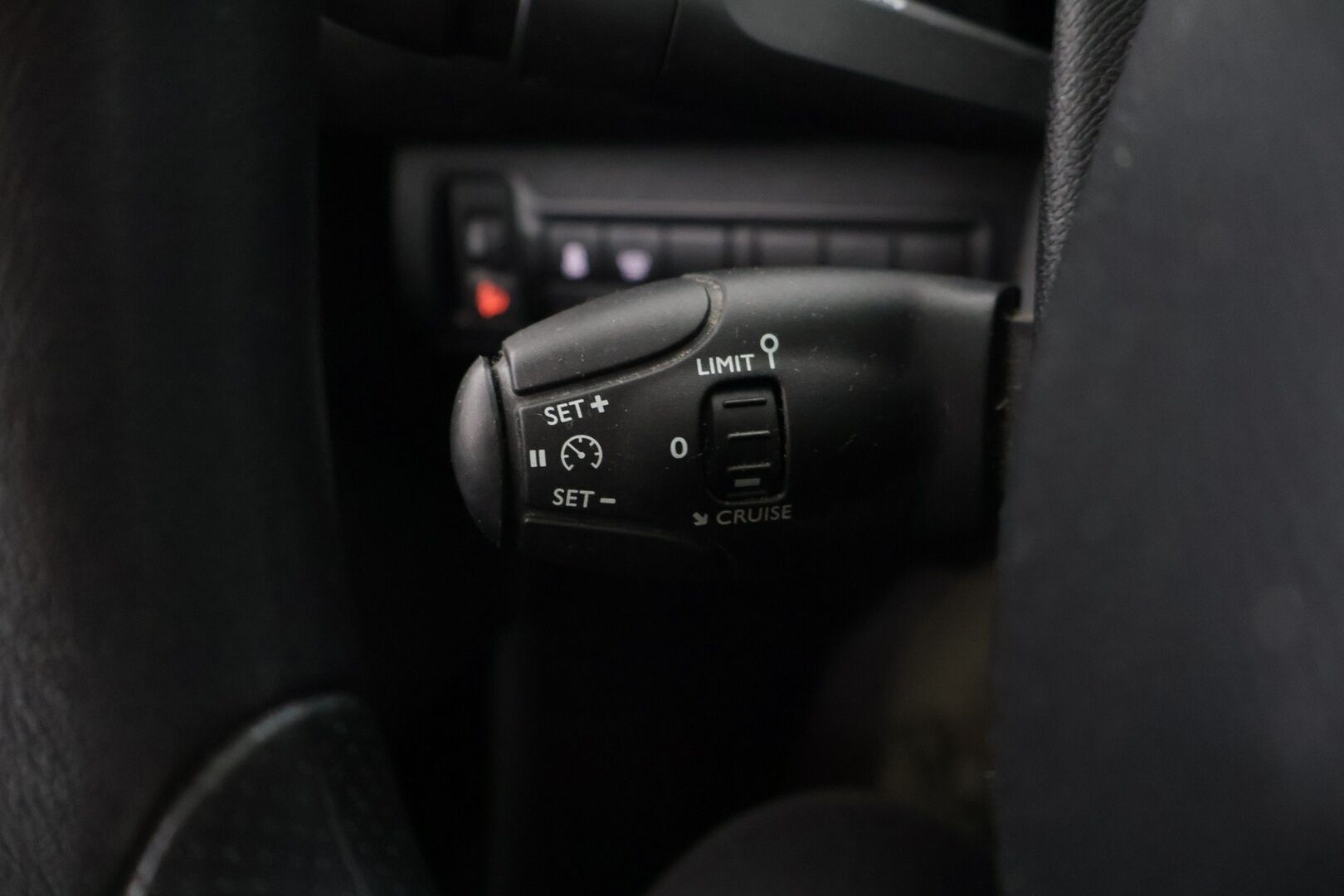 Peugeot 308 2015 SW Access PureTech 110 - Juuri katsastettu / Jakopää tehty / Suomiauto