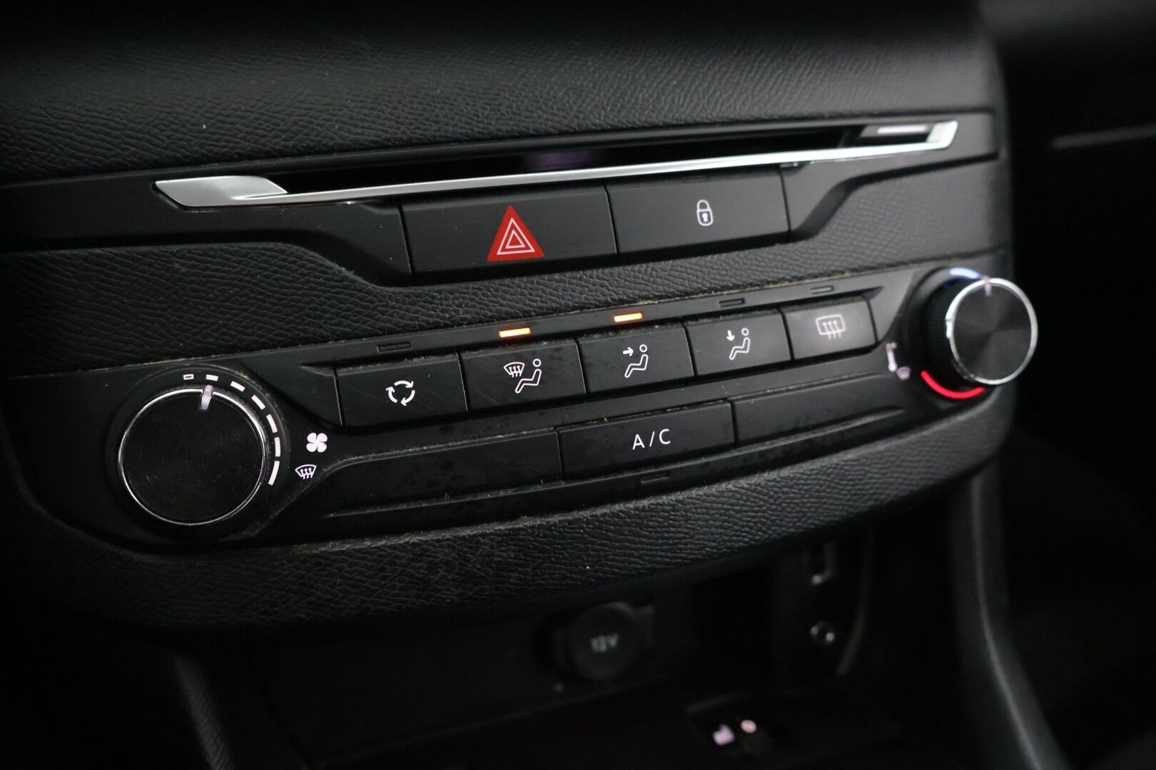 Peugeot 308 2015 SW Access PureTech 110 - Juuri katsastettu / Jakopää tehty / Suomiauto