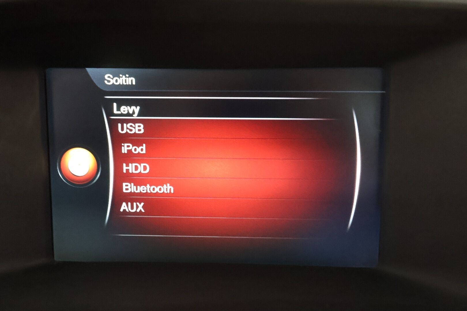 Volvo S60 2016 D4 Business Summum aut * ACC / P.kamera / Aktiiv.Xenon / Webasto / Muistipenkki / Koukku / Navi / H&K / Vaaleat nahat * - Suomi-auto / Kahdet renkaat aluvanteilla / Huippuvarusteet