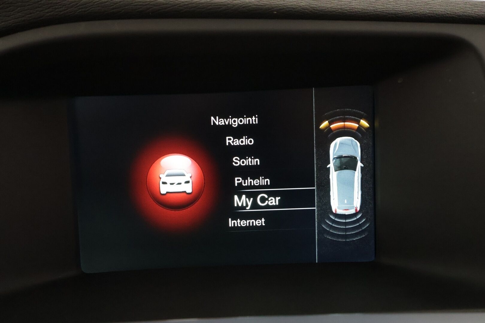 Volvo V60 2016 T4 R-Design aut * Vakkari / P.tutkat / Webasto / Navi / Muistipenkki / Koukku / Kaarrevalot / Digimittaristo * - Suomi-auto / Merkkihuollettu