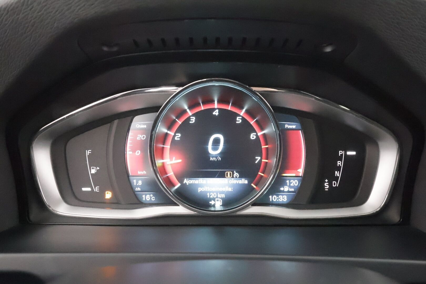 Volvo V60 2016 T4 R-Design aut * Vakkari / P.tutkat / Webasto / Navi / Muistipenkki / Koukku / Kaarrevalot / Digimittaristo * - Suomi-auto / Merkkihuollettu