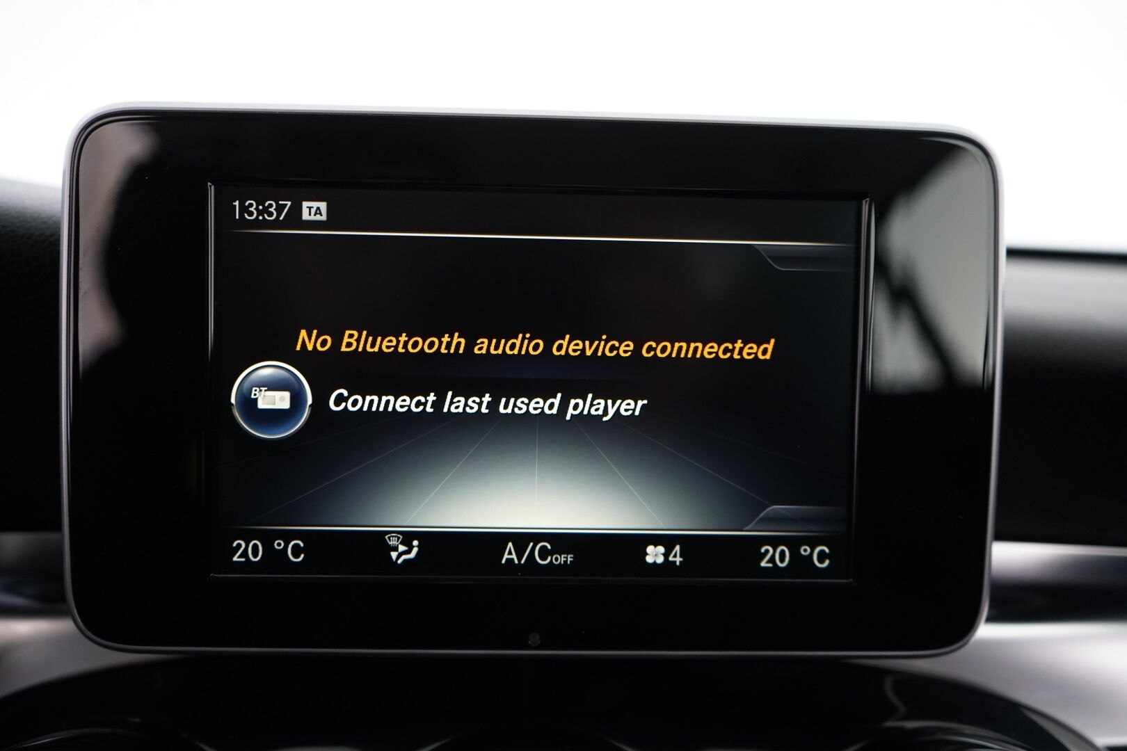 Mercedes-Benz C 2015 180 BlueTec A Premium Business *ILS / Koukku / Tutkat / Sporttipenkit* - Suomi-auto / Juuri huollettu / Kahdet MB:n vanteet! - HULLUT AVAJAISHULINAT KORKOTARJOUS 3,29 %