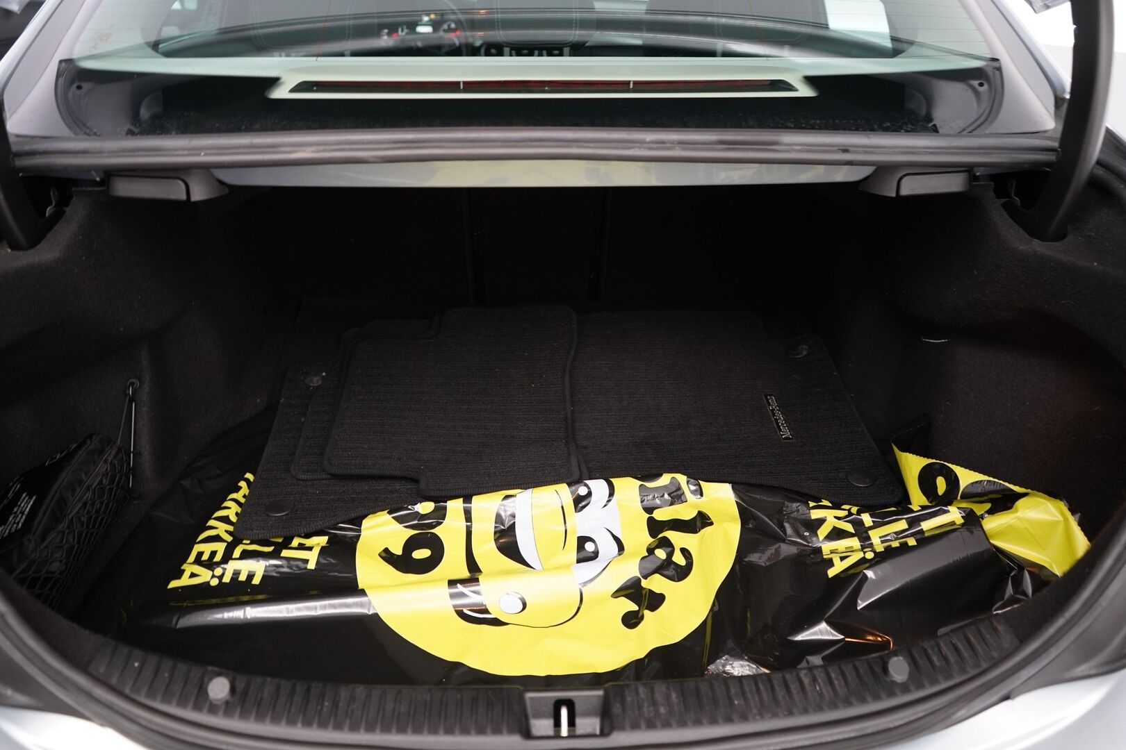 Mercedes-Benz C 2015 180 BlueTec A Premium Business *ILS / Koukku / Tutkat / Sporttipenkit* - Suomi-auto / Juuri huollettu / Kahdet MB:n vanteet!