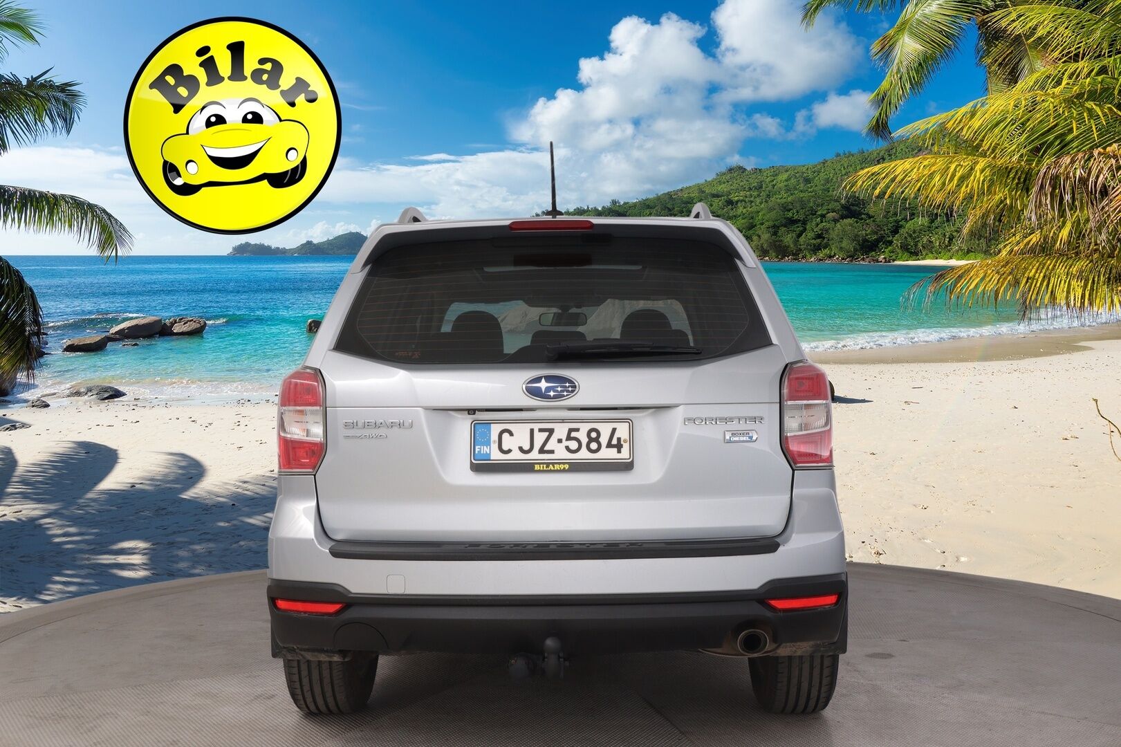 Subaru Forester 2015 2,0 XE TD CVT - Lasikattoluukku | P-kamera | Vetokoukku | Lohko&sisätilanlämmitin | 2x renkaat&alumiinivanteet