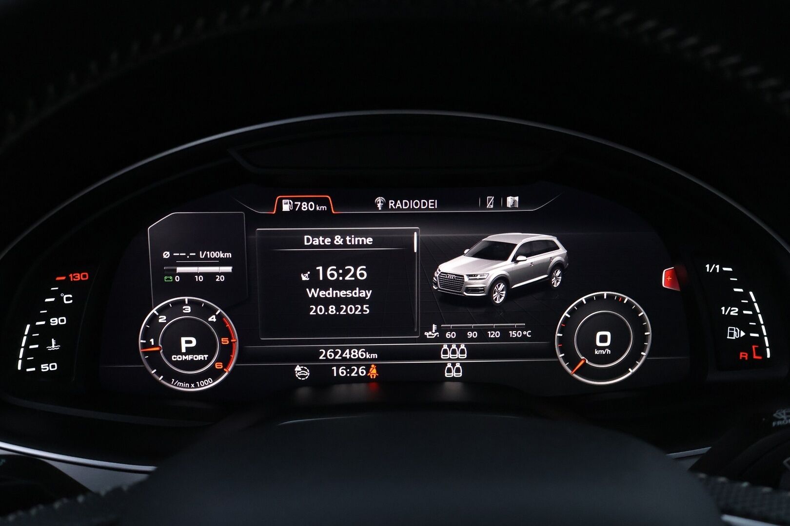 Audi Q7 2016 3,0 V6 TDI 200 kW quattro tiptronic S line 7-Paikkainen - 3,99 % KORKOTARJOUS TÄHÄN AUTOON 31.8. ASTI! - Webasto / Adapt.Vakkari / Night Vision / Bose Surround / Digital Cockpit / Nahkasisusta / 7P / Peruutuskamera / Matrix LED / Vetokoukku / VARUSTELTU
