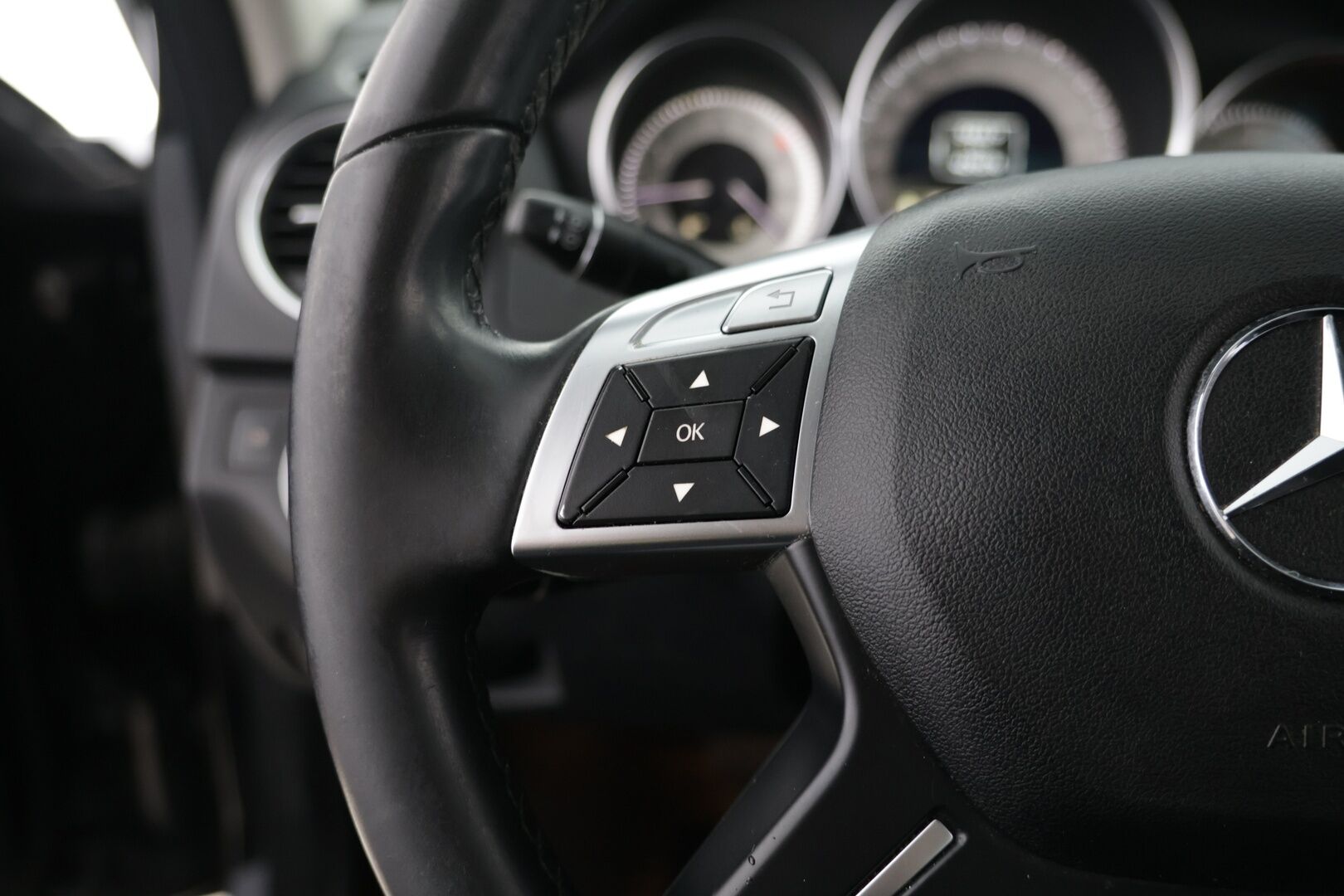 Mercedes-Benz C 2012 250 CDI BE T A Premium Business - YritysOutlet - Myydään vain yrityksille - Juuri katsastettu! / Tutkat / Lohko / ILS / Navi / Vakkari / Osasähköpenkit / Koukku