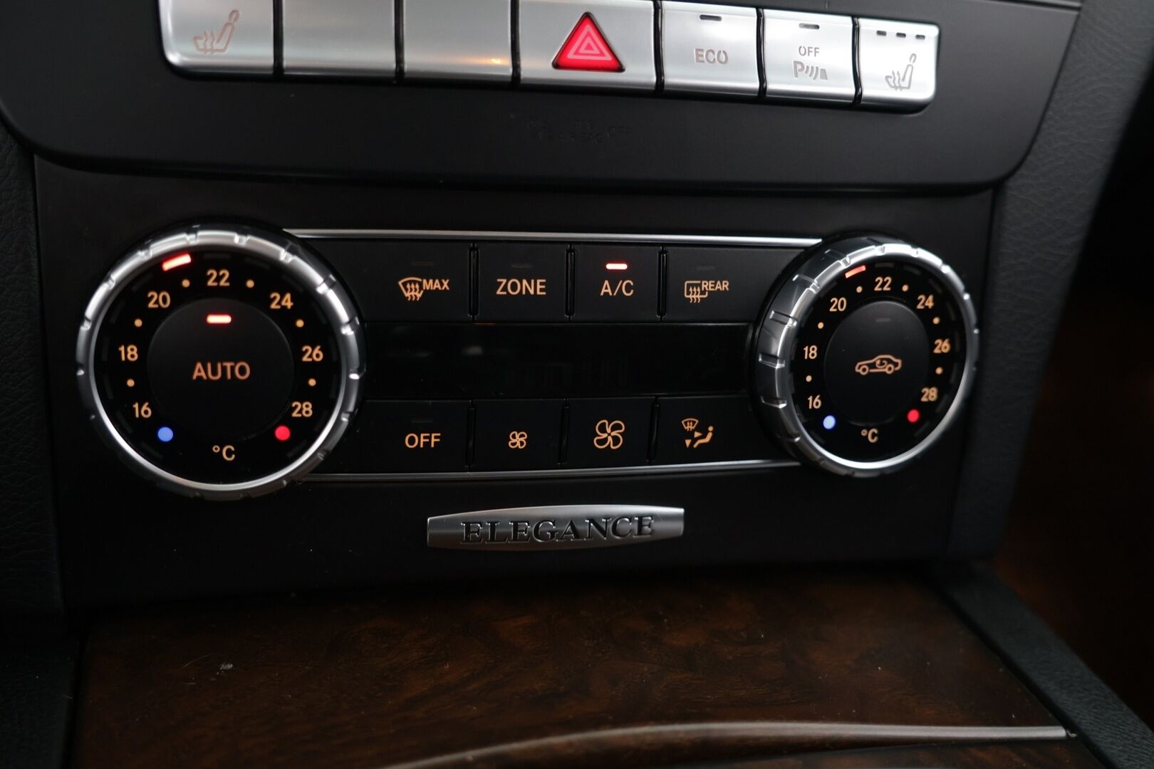 Mercedes-Benz C 2012 250 CDI BE T A Premium Business - YritysOutlet - Myydään vain yrityksille - Juuri katsastettu! / Tutkat / Lohko / ILS / Navi / Vakkari / Osasähköpenkit / Koukku