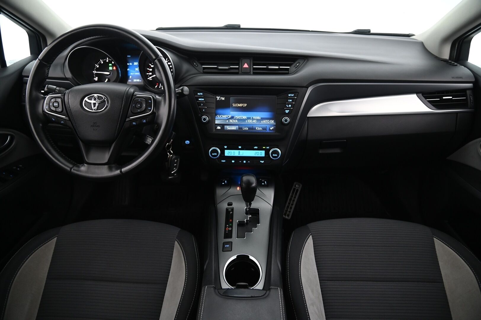 Toyota Avensis 2016 *1,8 Valvematic Active Touring Sports Multidrive S *P-Kamera / Koukku / Navi / Vakionopeudensäädin* - *Suomi-Auto / Lohkolämmitin sisäpistokkeella / 2X Renkaat / Siisti*