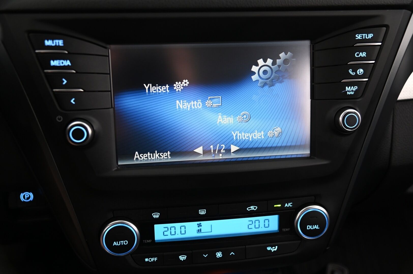 Toyota Avensis 2016 *1,8 Valvematic Active Touring Sports Multidrive S *P-Kamera / Koukku / Navi / Vakionopeudensäädin* - *Suomi-Auto / Lohkolämmitin sisäpistokkeella / 2X Renkaat / Siisti*