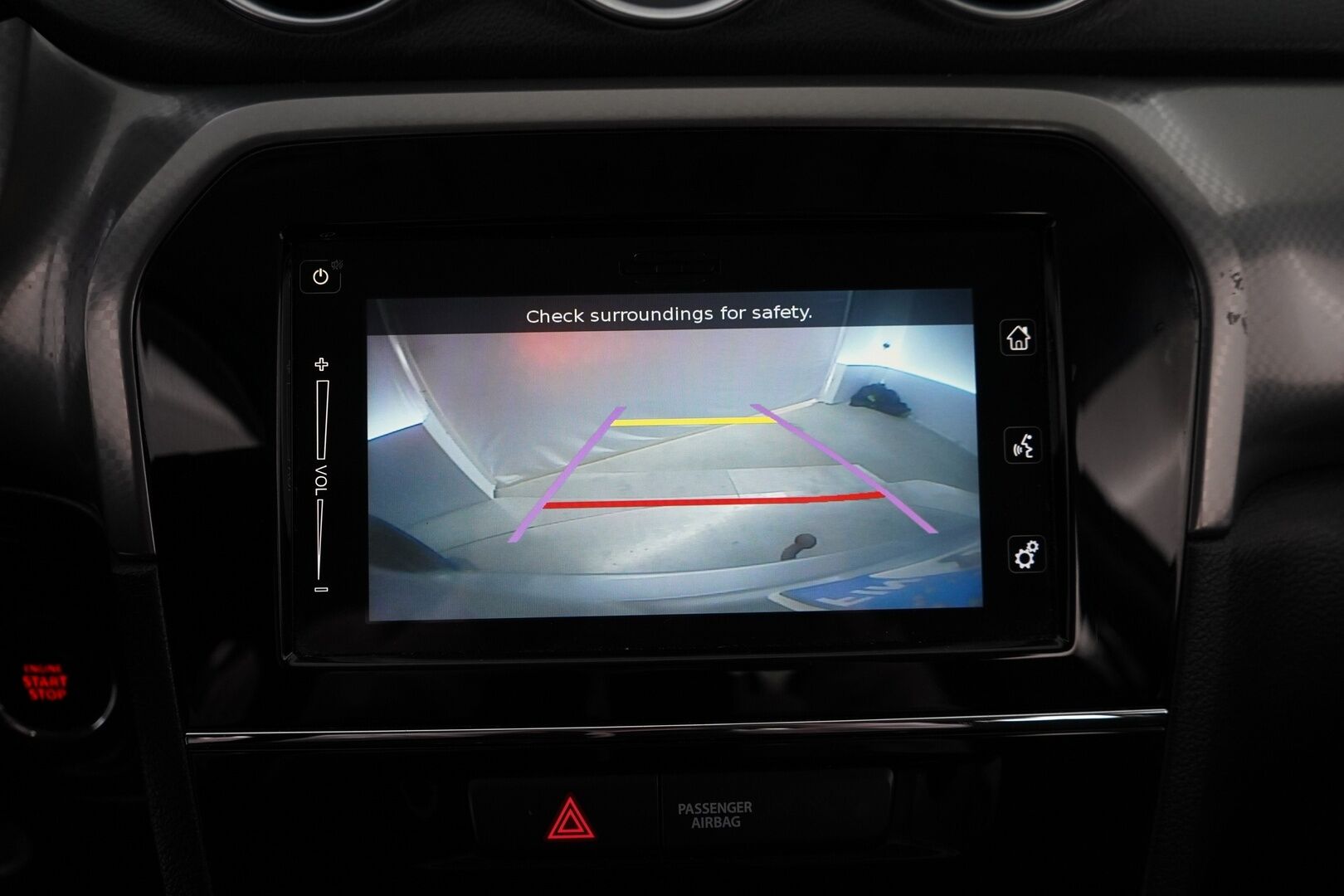 Suzuki Vitara 2015 1,6 VVT 4WD GLX 5MT *ACC / Koukku / Kamera / KeylessGo / Tutkat* - Kahdet renkaat OEM alumiinivantein / Särmät huollot / 92tkm kohdalla viimeisin huolto