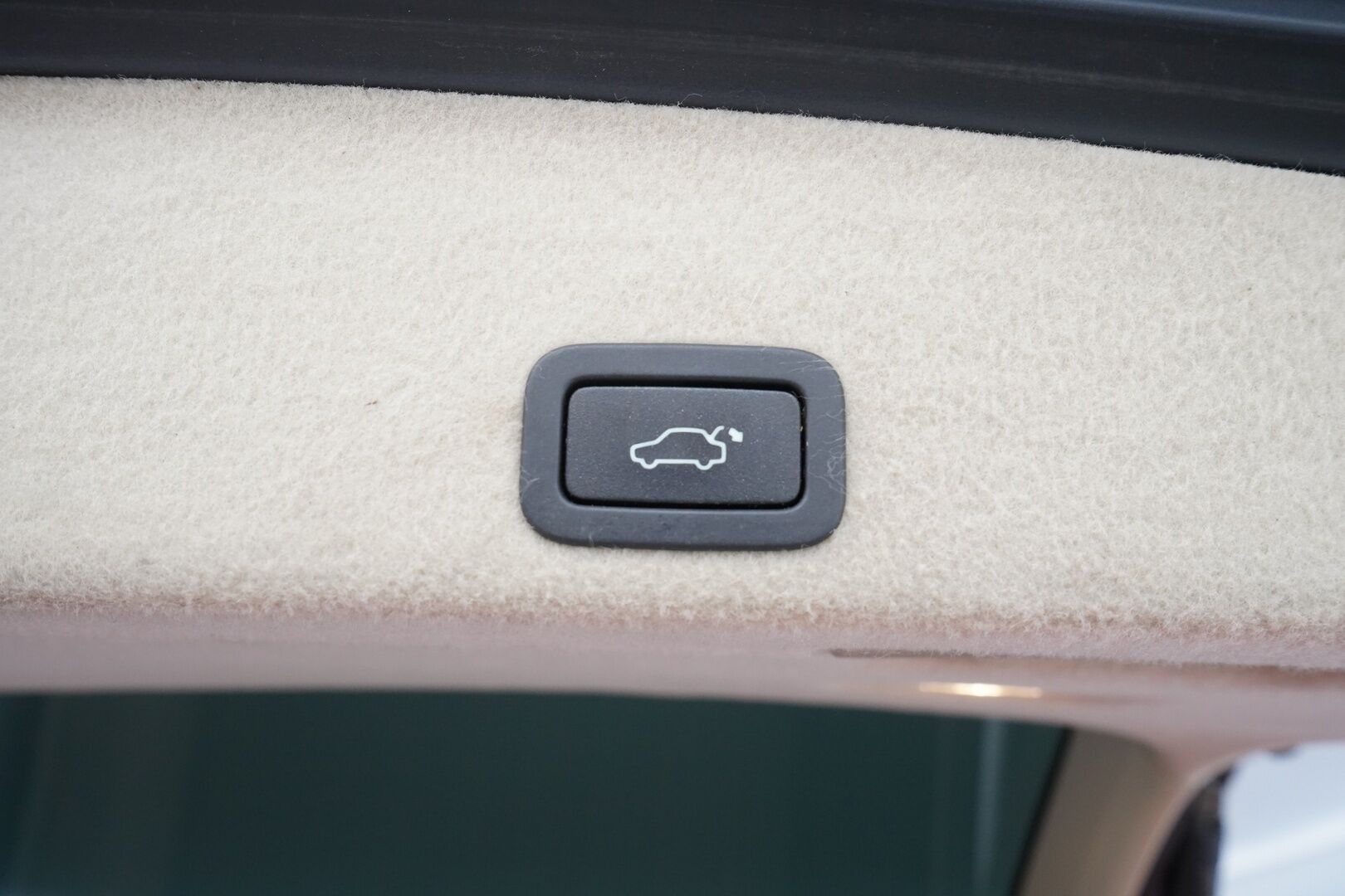 Volvo XC60 2016 D5 AWD Business Summum aut *ACC / Webasto / VOC / Vetokoukku / Ratinlämmitin* - KATSO KAMPANJAHINTA! / Suomi-auto / Hyvä huoltohistoria / Kahdet OEM vanteet  / Juuri katsastettu!