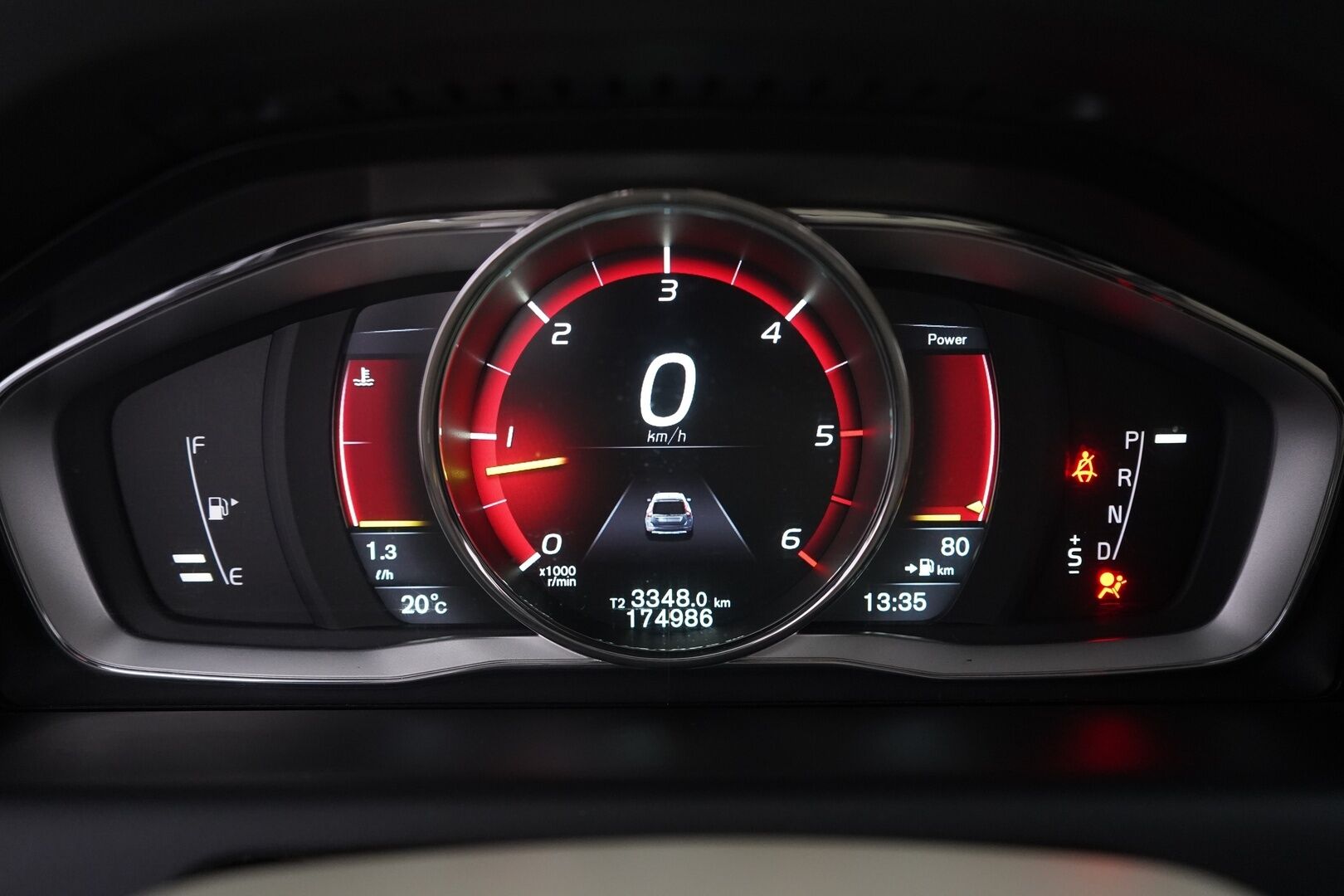 Volvo XC60 2016 D5 AWD Business Summum aut *ACC / Webasto / VOC / Vetokoukku / Ratinlämmitin* - Suomi-auto / Hyvä huoltohistoria / Kahdet OEM vanteet 