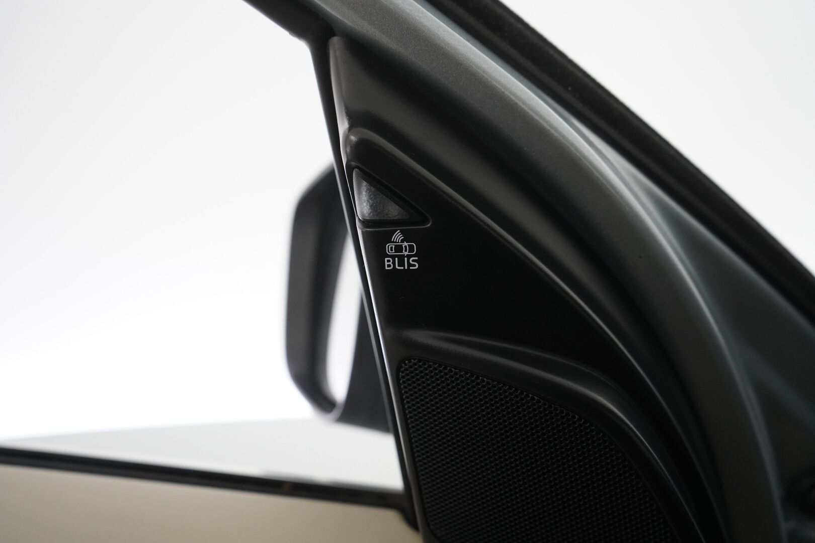 Volvo XC60 2016 D5 AWD Business Summum aut *ACC / Webasto / VOC / Vetokoukku / Ratinlämmitin* - KATSO KAMPANJAHINTA! / Suomi-auto / Hyvä huoltohistoria / Kahdet OEM vanteet  / Juuri katsastettu!