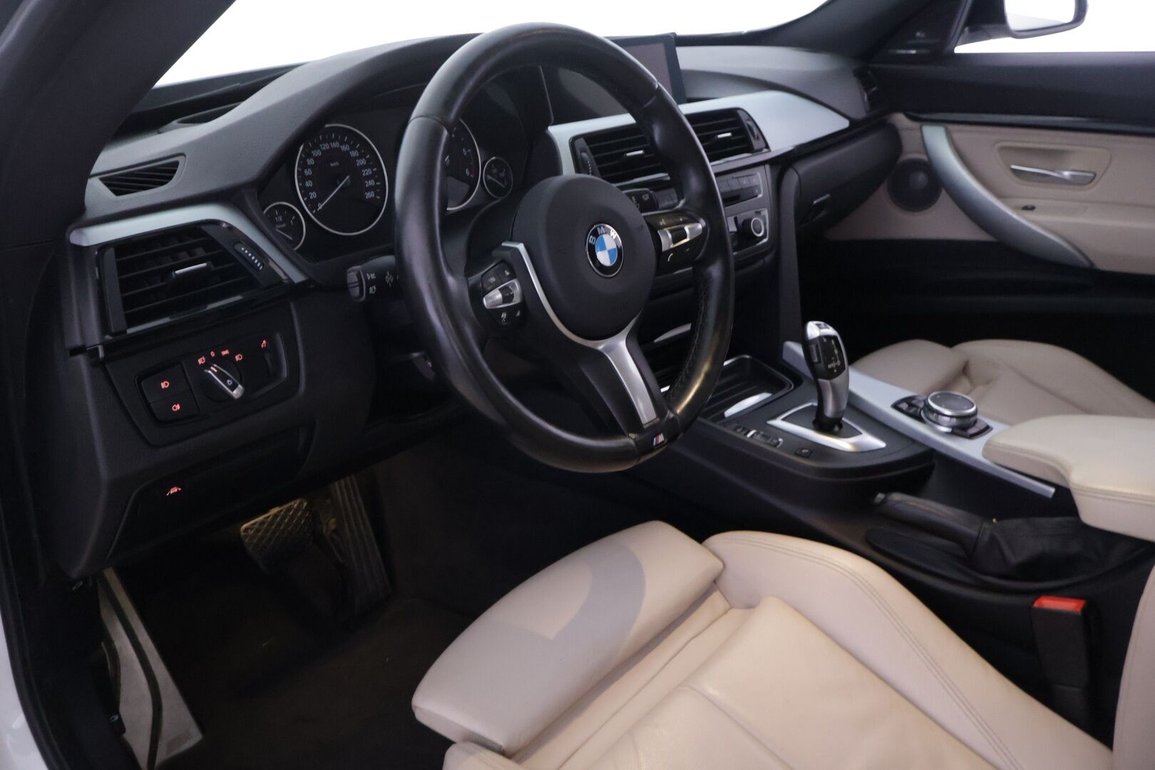 BMW 330 GRAN TURISMO 2015 F34 330d A xDrive M-Sport - *ACC | Panorama | HUD | H&K | Koukku | Comfort Access | P. kamera |Sähkösäätöiset etupenkit, kuskin muistilla | Xenon-ajovalot*