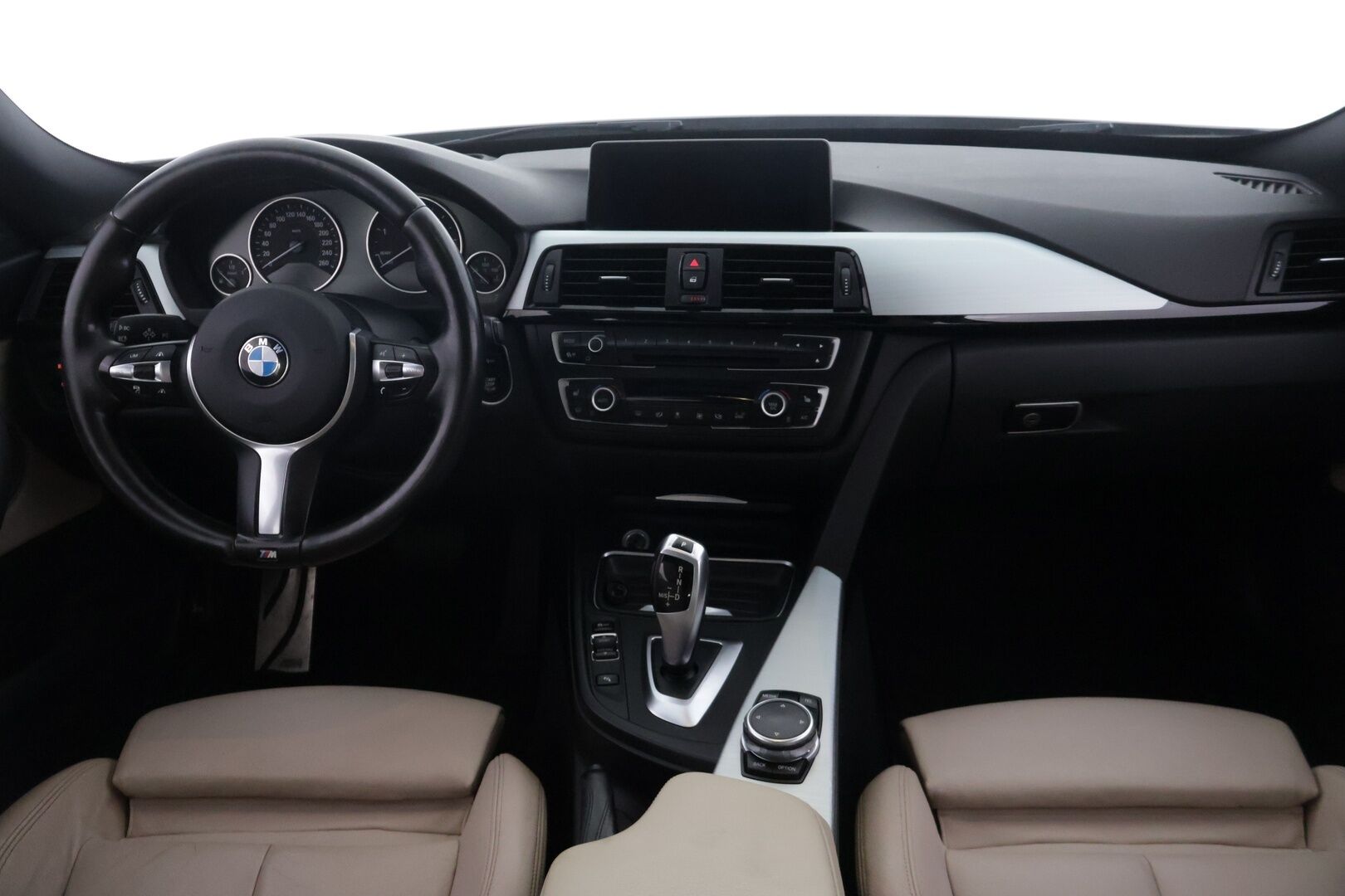 BMW 330 GRAN TURISMO 2015 F34 330d A xDrive M-Sport - *ACC | Panorama | HUD | H&K | Koukku | Comfort Access | P. kamera |Sähkösäätöiset etupenkit, kuskin muistilla | Xenon-ajovalot*