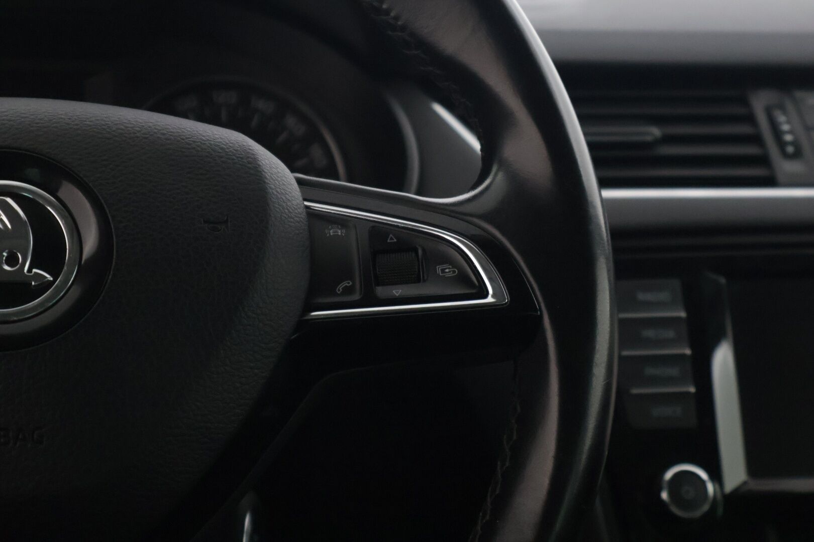 Skoda Octavia 2016 1,6 TDI Style DSG Autom. - * YritysOutlet - tämä auto myydään vain yrityksille *