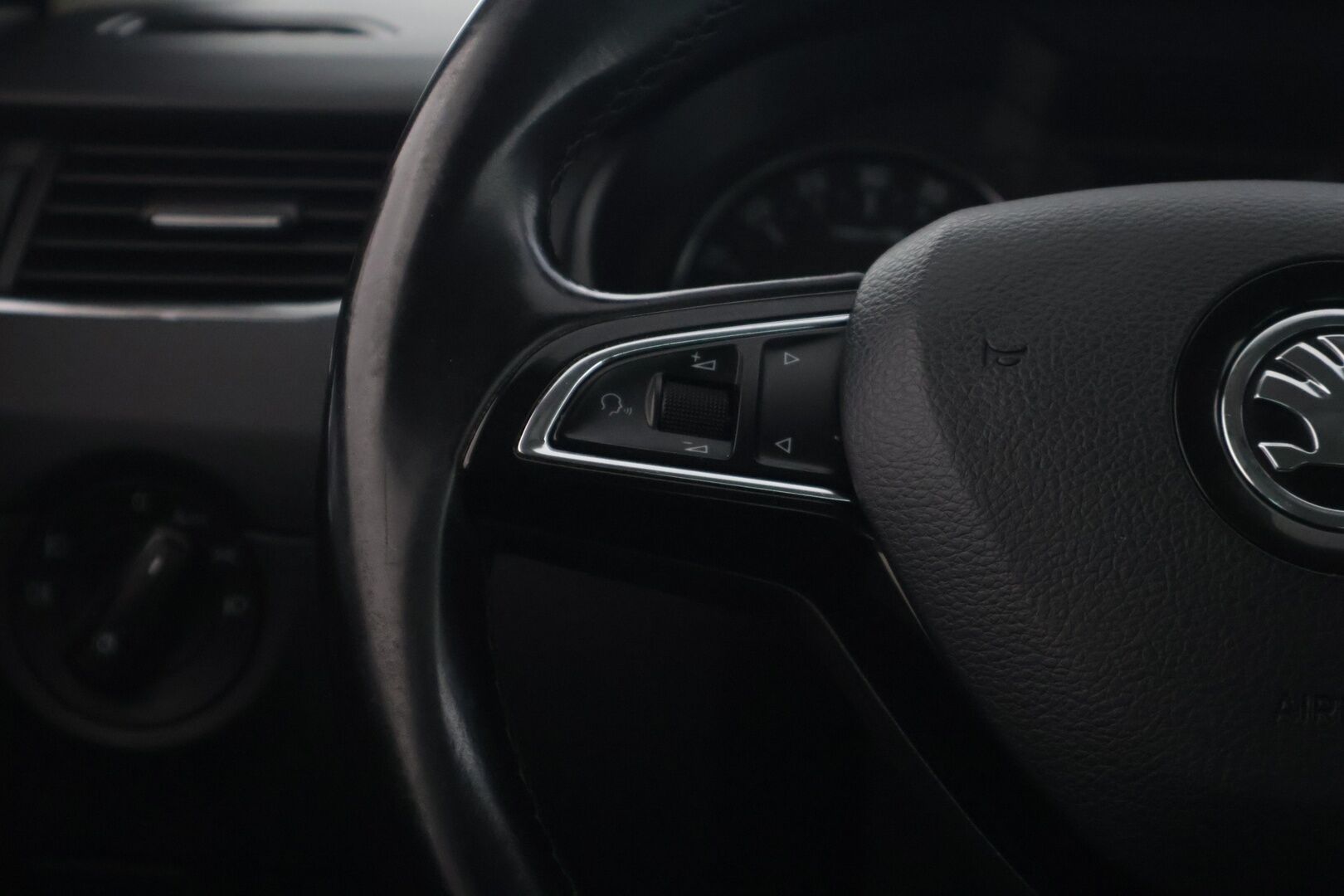 Skoda Octavia 2016 1,6 TDI Style DSG Autom. - * YritysOutlet - tämä auto myydään vain yrityksille *