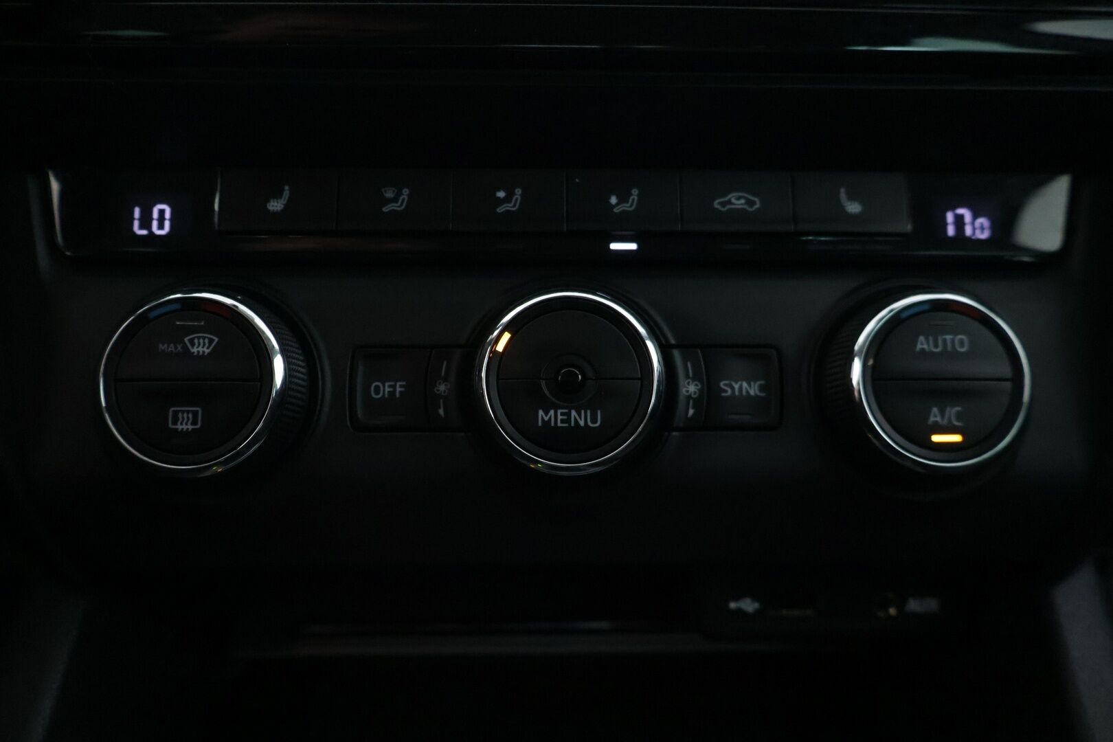 Skoda Octavia 2016 1,6 TDI Style DSG Autom. - * YritysOutlet - tämä auto myydään vain yrityksille *