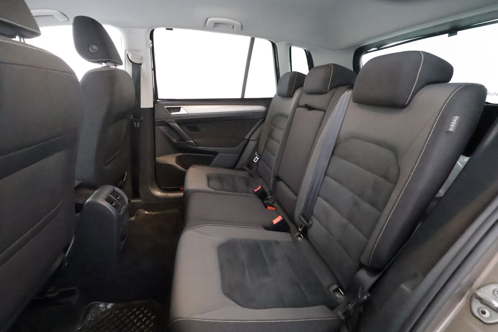 Volkswagen Golf Sportsvan 2016 Comfortline 1,4 TSI 92 kW (125 hv) DSG-automaatti - | ACC | Webasto | Koukku | P.kamera | ergoActive | Xenon | Keyless | Lane Assist | Apple & Android | Lämm. ratti | 2x renkaat aluin | Huoltokirja | - KORKO VAIN 3,99 %