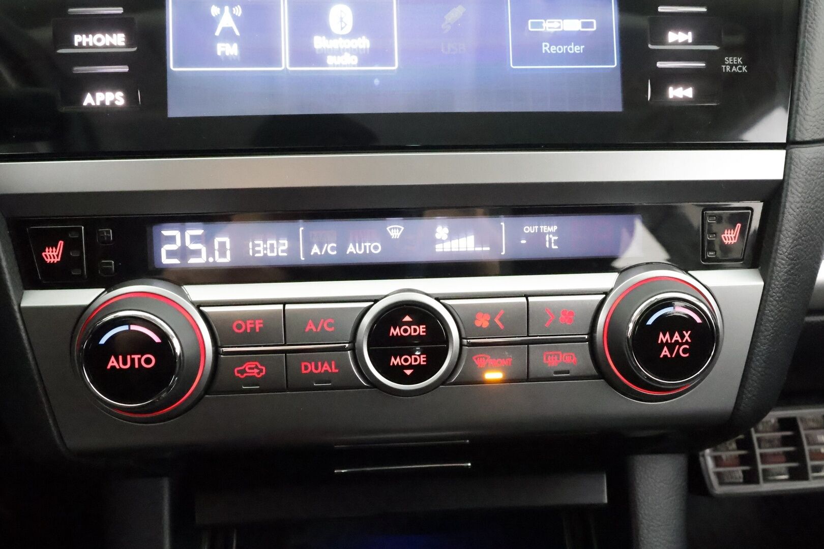 Subaru Outback 2016 2,5i Base CVT * ACC / P.kamera / Lohkolämmitin / Koukku / Sähköpenkki * - Suomi-auto / Kahdet renkaat aluvanteilla / Juuri katsastettu - Osta nyt, maksa vasta ensi vuonna