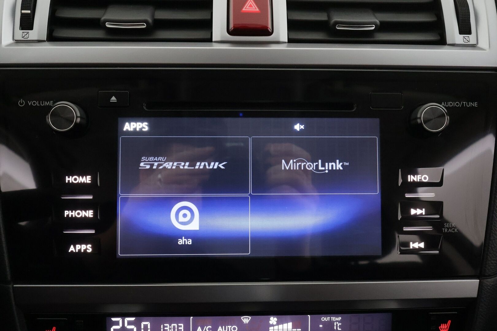 Subaru Outback 2016 2,5i Base CVT * ACC / P.kamera / Lohkolämmitin / Koukku / Sähköpenkki * - Suomi-auto / Kahdet renkaat aluvanteilla / Juuri katsastettu - Osta nyt, maksa vasta ensi vuonna