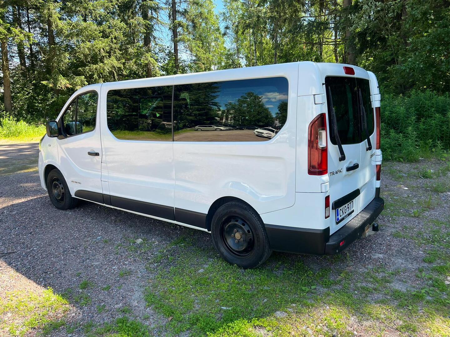 Renault Trafic Passenger 2016, kuva 7/29