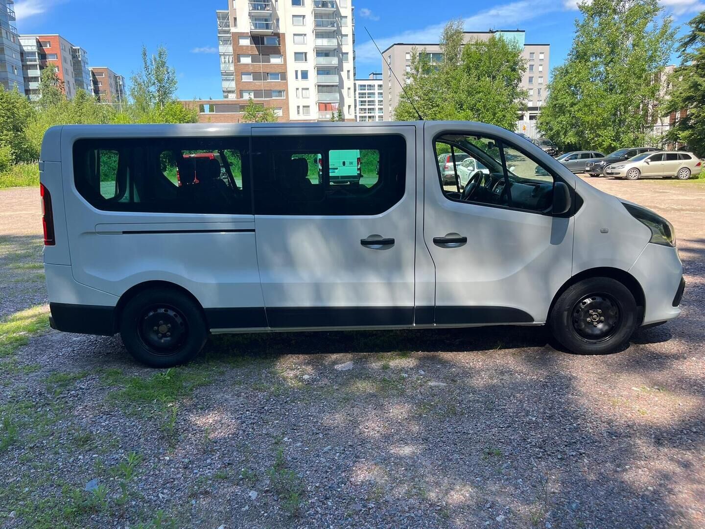 Renault Trafic Passenger 2016 dCi 145 TwinTurbo L2H1 1+8 hlö
