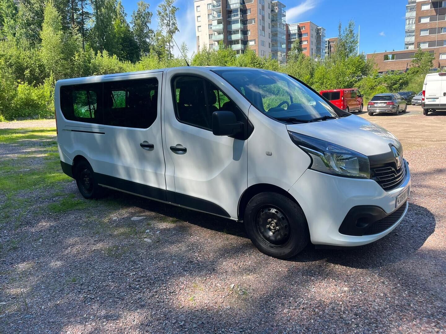 Renault Trafic Passenger 2016 dCi 145 TwinTurbo L2H1 1+8 hlö
