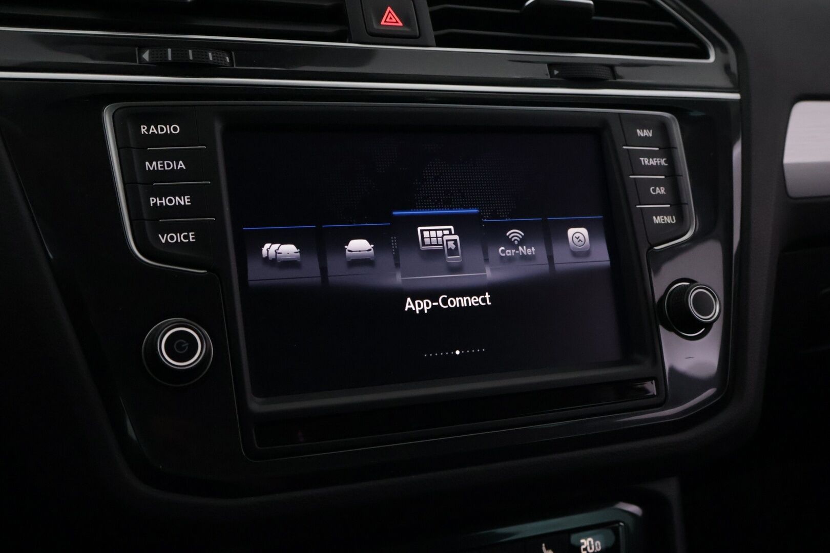 Volkswagen Tiguan 2017 Comfortline 2,0 TDI SCR 110 kW (150 hv) DSG-automaatti - | Suomi-auto | Webasto | Adapt. Vakkari | Vetokoukku | Keylessgo | LED-Valot | Kahdet renkaat vanteilla | 