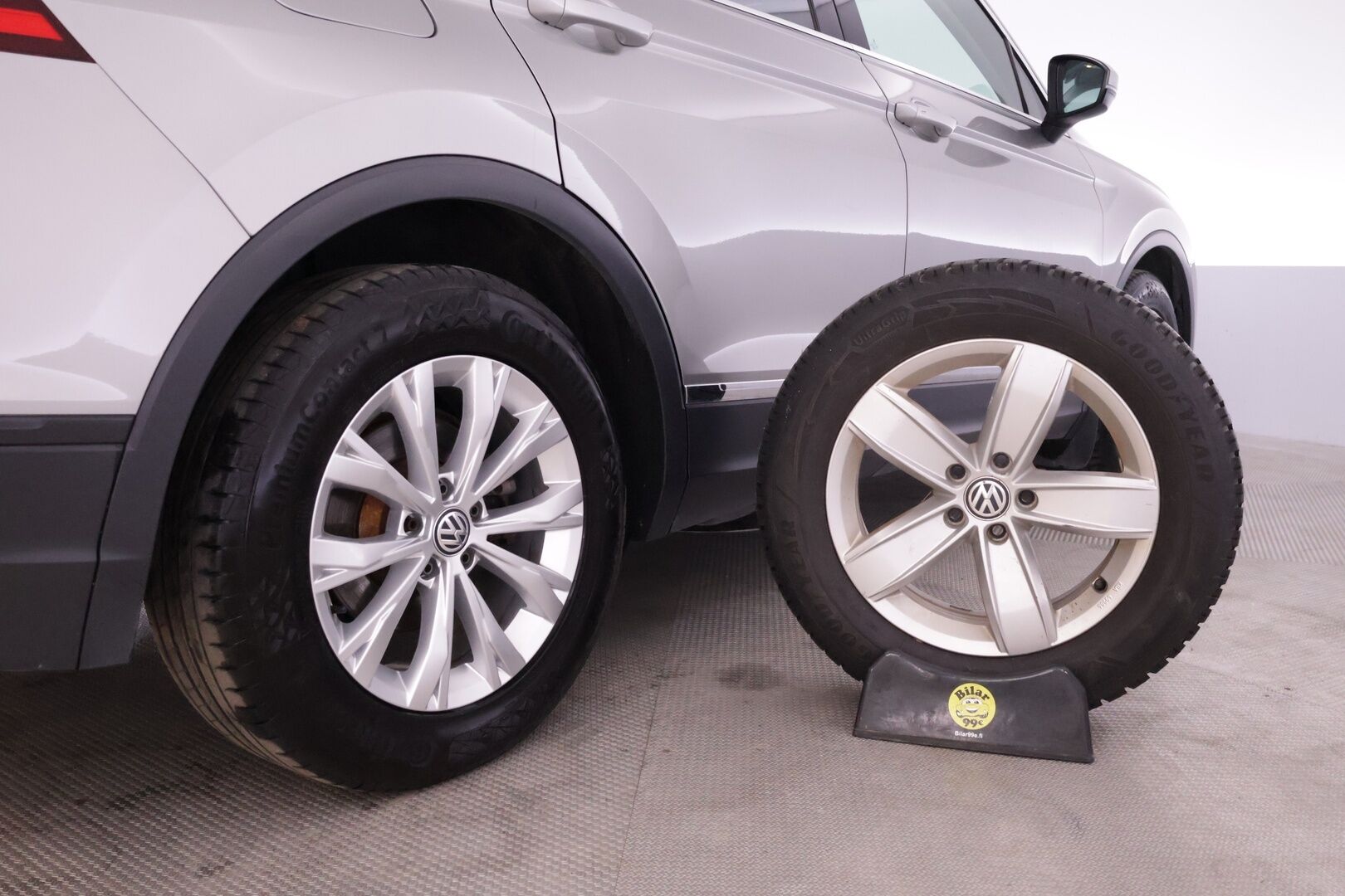 Volkswagen Tiguan 2017 Comfortline 2,0 TDI SCR 110 kW (150 hv) DSG-automaatti - | Suomi-auto | Webasto | Adapt. Vakkari | Vetokoukku | Keylessgo | LED-Valot | Kahdet renkaat vanteilla | 