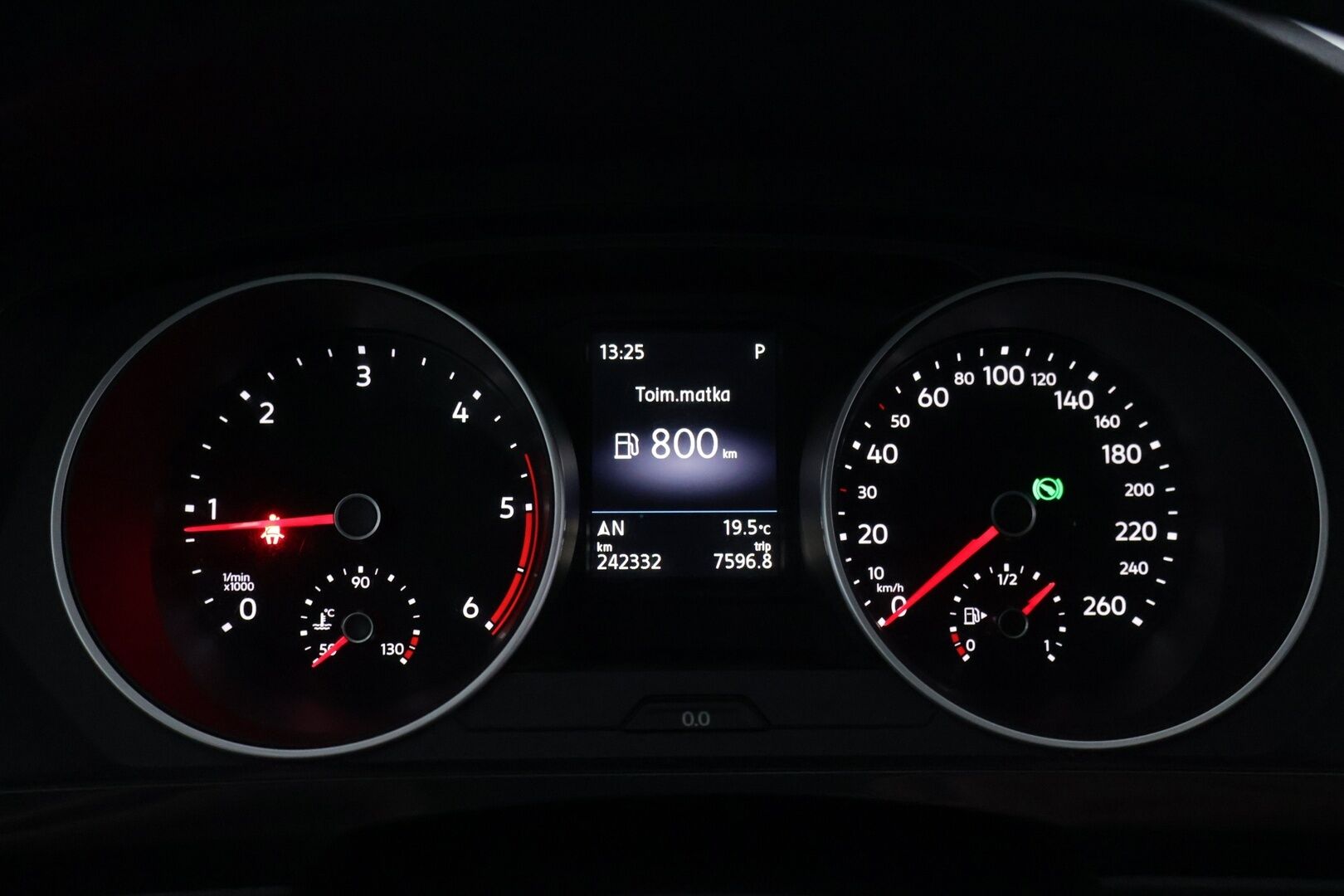 Volkswagen Tiguan 2017 Comfortline 2,0 TDI SCR 110 kW (150 hv) DSG-automaatti - | Suomi-auto | Webasto | Adapt. Vakkari | Vetokoukku | Keylessgo | LED-Valot | Kahdet renkaat vanteilla | 