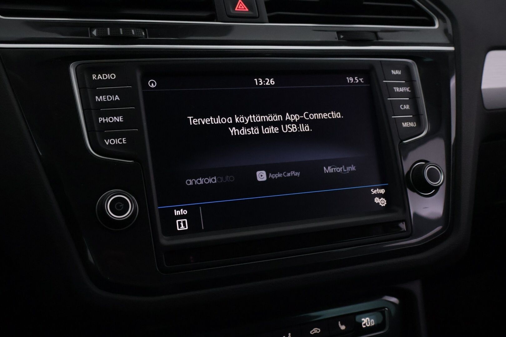 Volkswagen Tiguan 2017 Comfortline 2,0 TDI SCR 110 kW (150 hv) DSG-automaatti - | Suomi-auto | Webasto | Adapt. Vakkari | Vetokoukku | Keylessgo | LED-Valot | Kahdet renkaat vanteilla | 