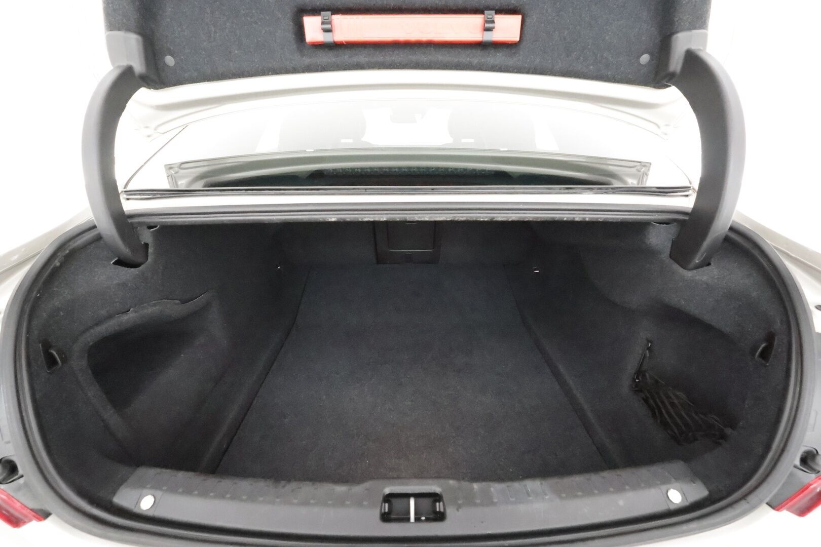 Volvo S90 2017 D4 Inscription aut * Pilot assist / LED / Webasto / Muistipenkit / Sporttinahat / P.tutka * - Suomi-auto / Kahdet renkaat aluvanteilla