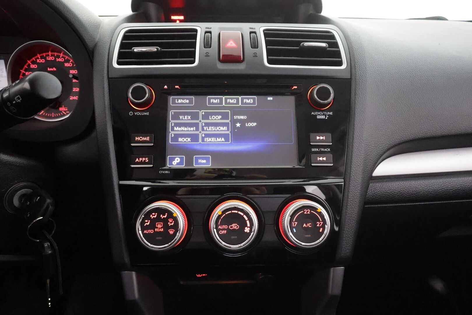 Subaru Forester 2016 2,0i X CVT *1.Om Suomi-auto / Webasto / Vetokoukku / Vakkari / Bluetooth * - *1 omisteinen suomi auto*