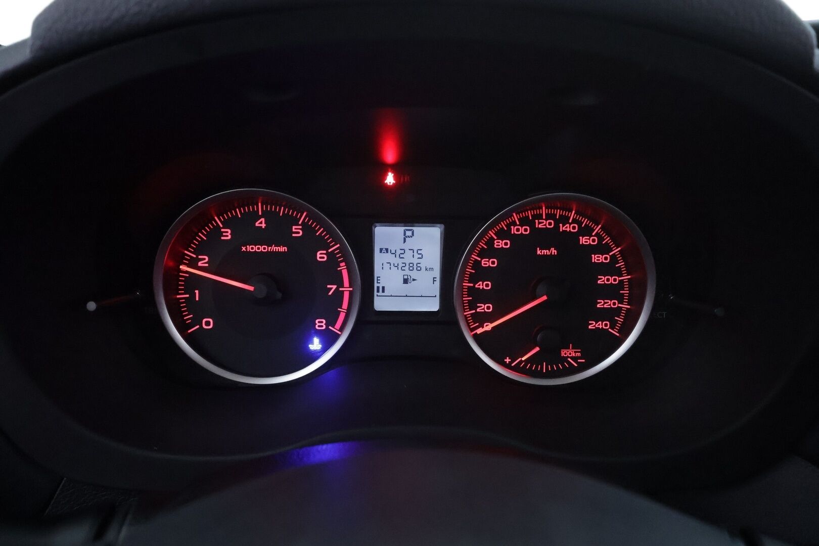 Subaru Forester 2016 2,0i X CVT * Lisälämmitin / 1.Om Suomi-auto / Vetokoukku / Vakkari / Bluetooth *