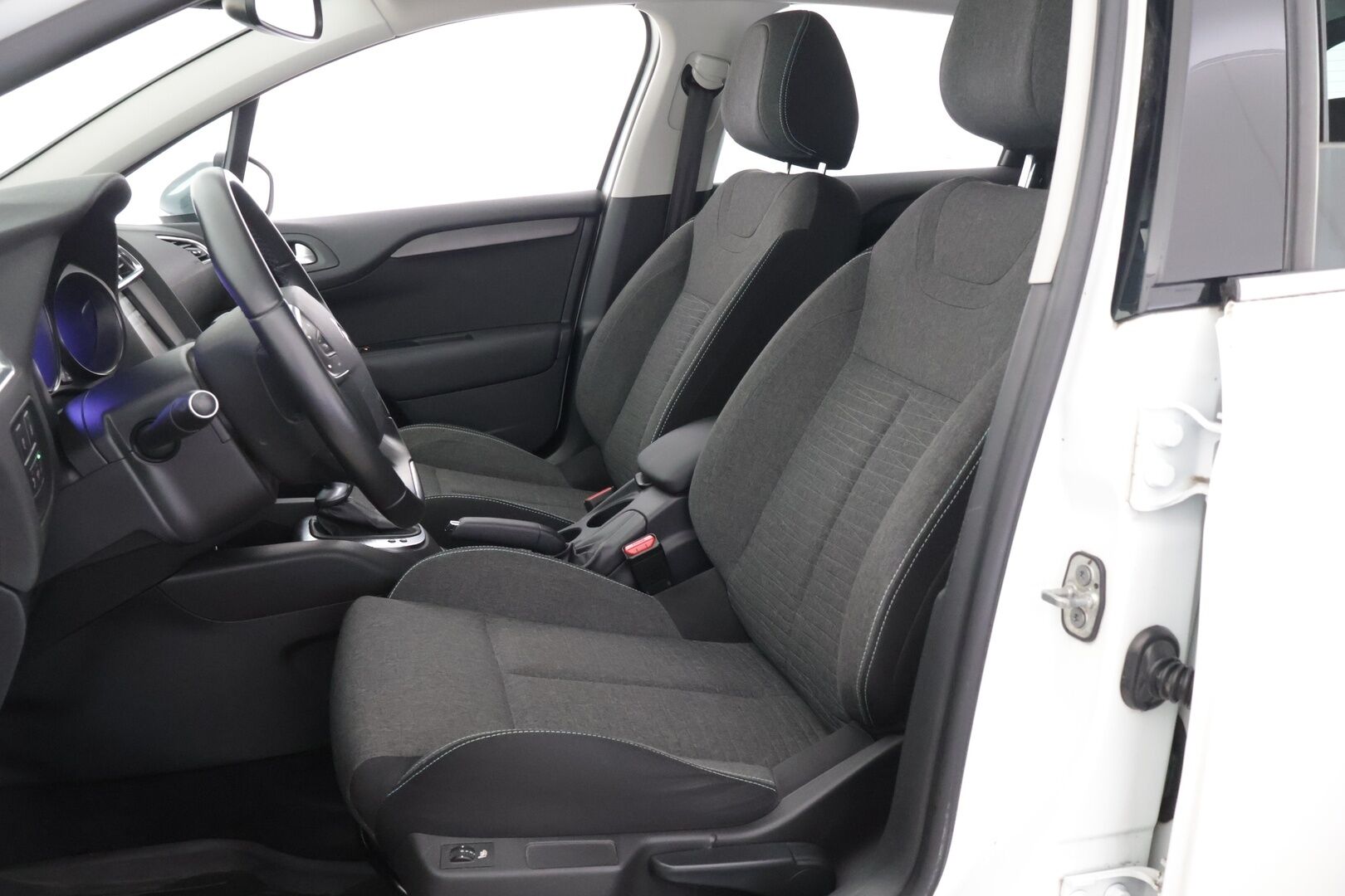 Citroen C4 2016 PureTech 130 Intensive Automaatti - *Myydään Huutokaupat.com!*