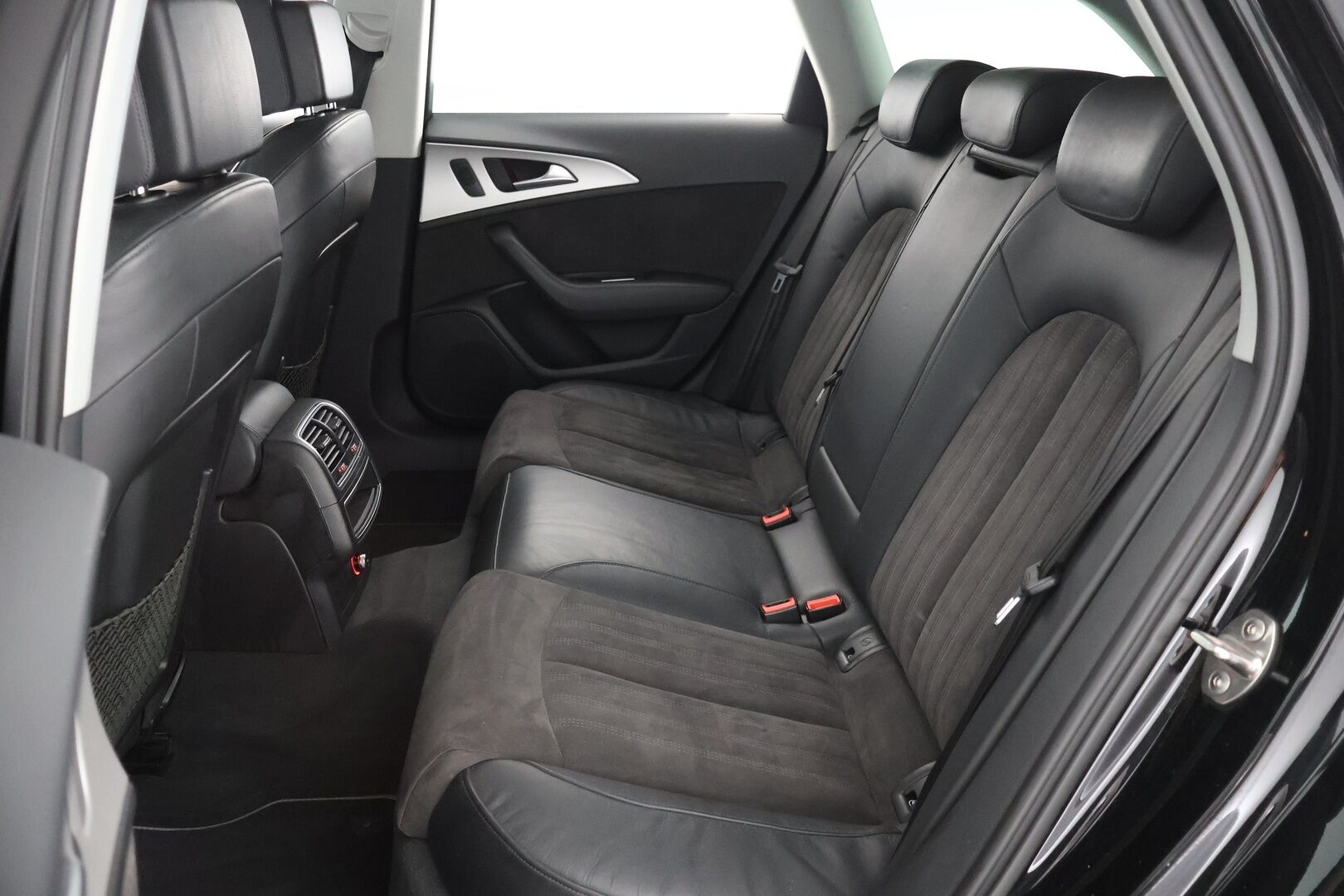 Audi A6 2017 Avant Business Sport 2,0 TFSI 185 kW quattro S tronic - Tyylikäs | Neliveto | Sporttipenkit | Navi | Nahka-alcantara sisusta