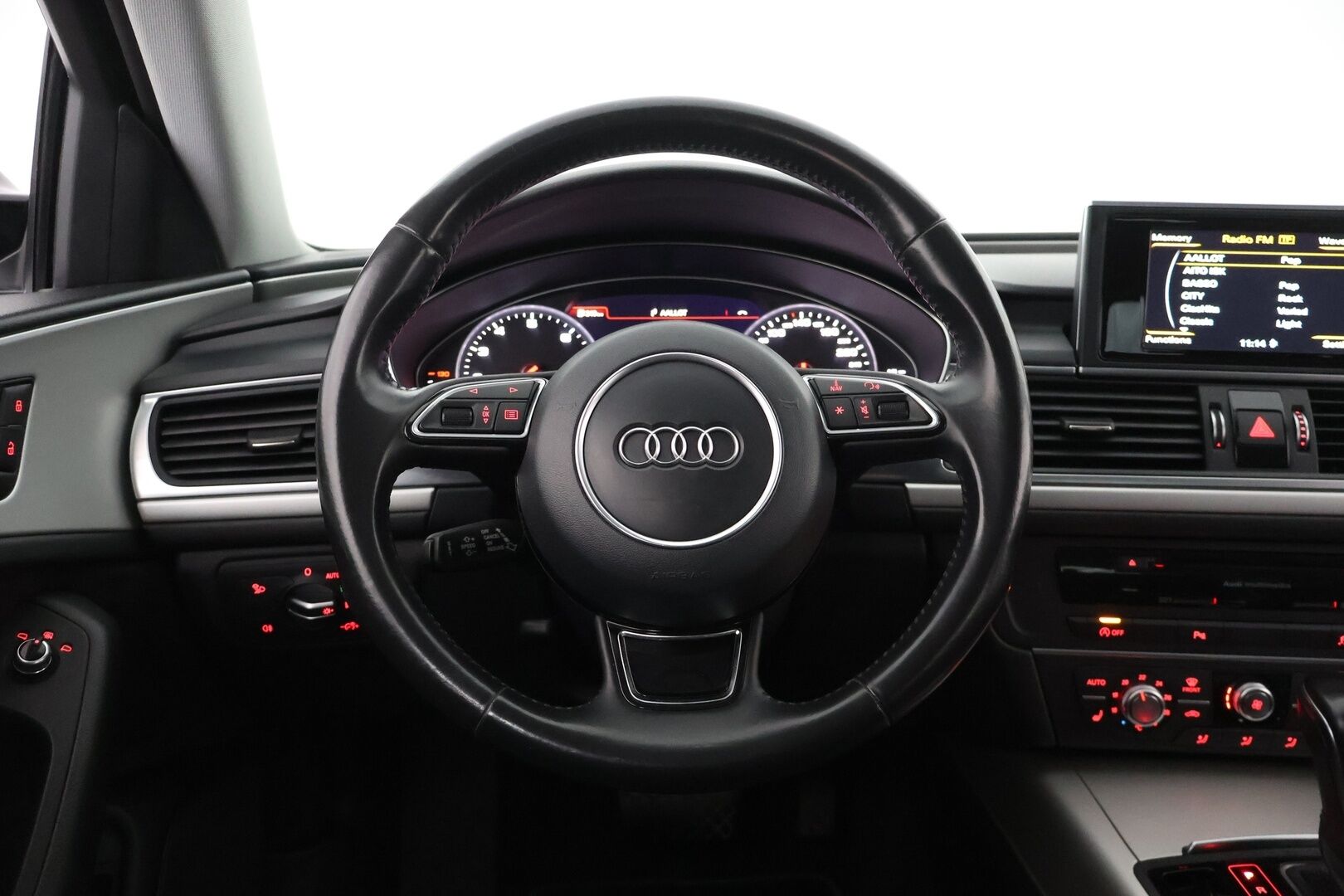 Audi A6 2017 Avant Business Sport 2,0 TFSI 185 kW quattro S tronic - Tyylikäs | Neliveto | Sporttipenkit | Navi | Nahka-alcantara sisusta
