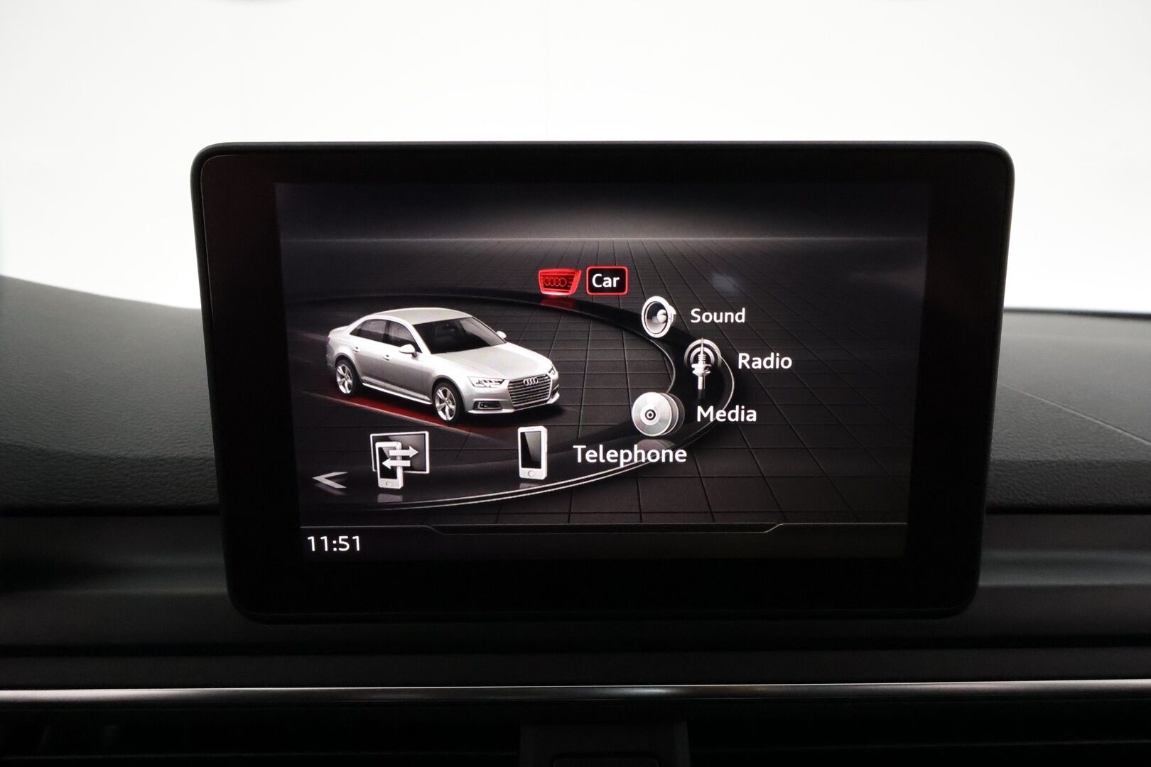 Audi A4 2017 Sedan First Edition Business Sport 2,0 TDI 140 kW quattro S tronic **Sporttipenkit / LED / P.tutkat / Vakkari** - 1.Om Suomi-auto / Kahdet renkaat aluvanteilla / Merkkihuollettu