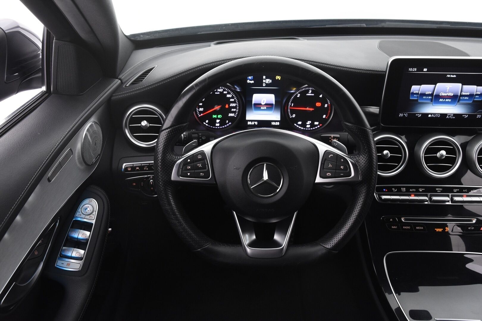 Mercedes-Benz C 2015 250 BlueTec T A Premium Business / Huippuvarusteet / AMG-Styling / Burmester / DTR+ / Keyless / Eibach / Navi / Peruutuskamera! - *Siisti / Huippuvarusteet*