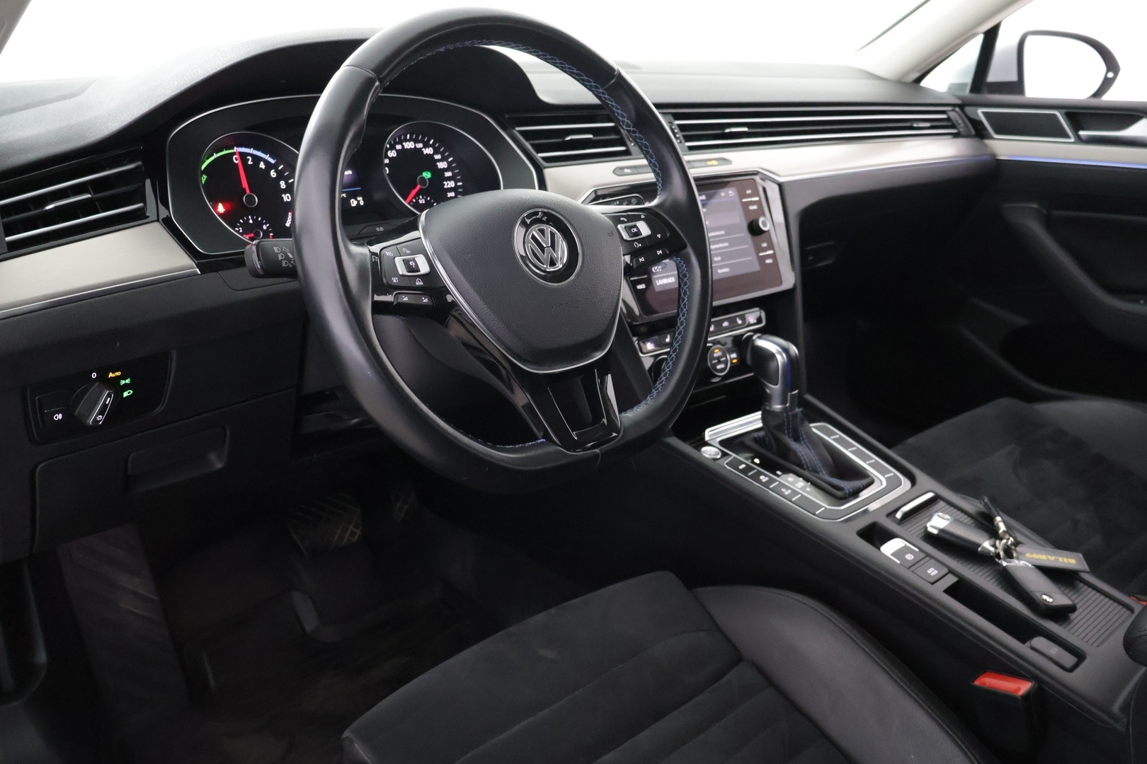 Volkswagen Passat 2018 Variant GTE Plug-In Hybrid 160 kW (218 hv) DSG-automaatti - ACC | Vetokoukku | LED | CarPlay | P-Kamera | ErgoComfort 