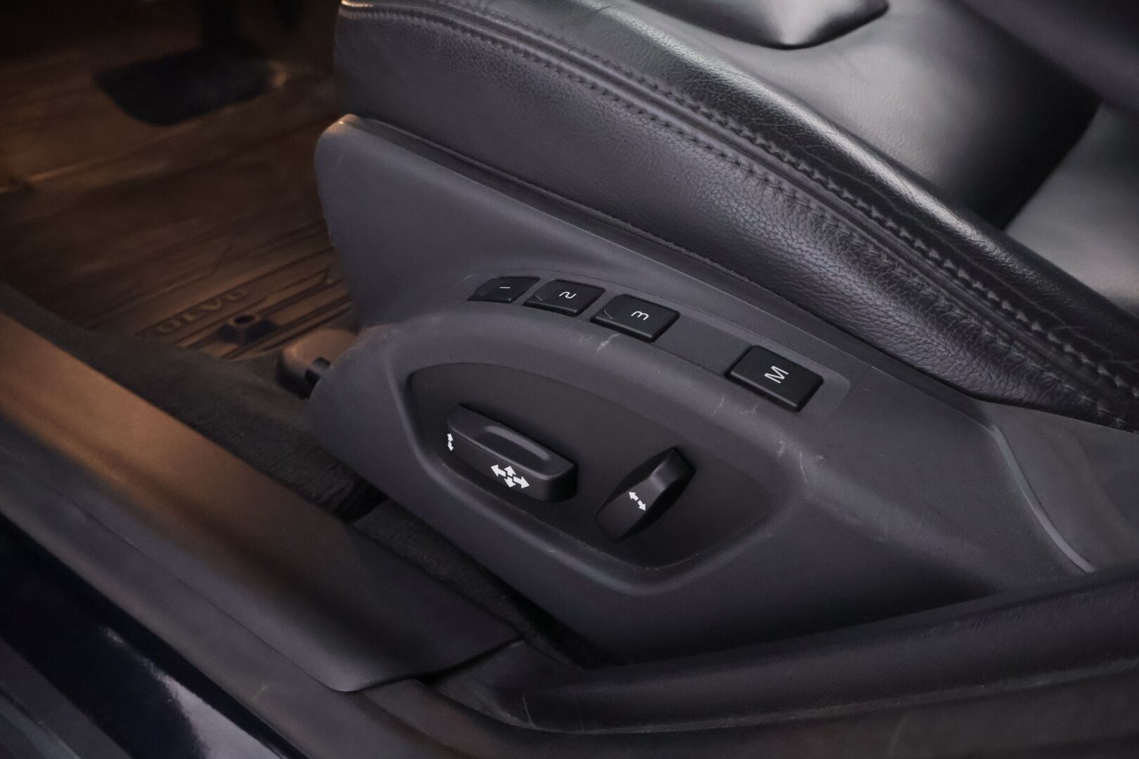 Volvo S60 2017 T4 Summum aut - Suomiauto | Webasto | High Perf Audio | Nahkasisusta | Muistipenkki | Vetokoukku | Huippuvarusteet | Juuri tullut Tampereelle! - KORKO VAIN 3,99 %