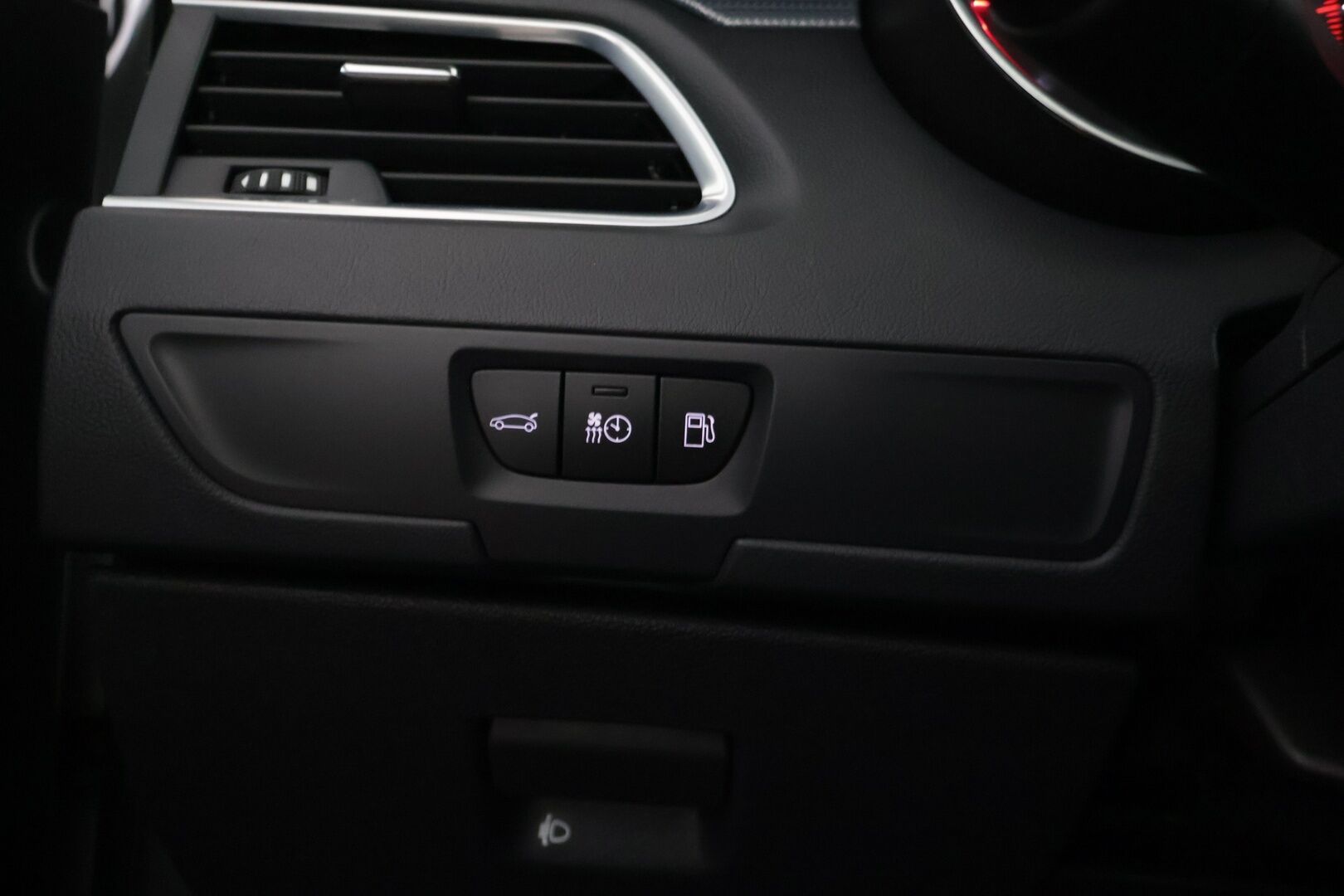 Peugeot 508 2017 SW Active BlueHDi 120 ** Lohko / Koukku / Vakkari / Bluetooth - ** Kahdet renkaat / Juuri katsastettu **