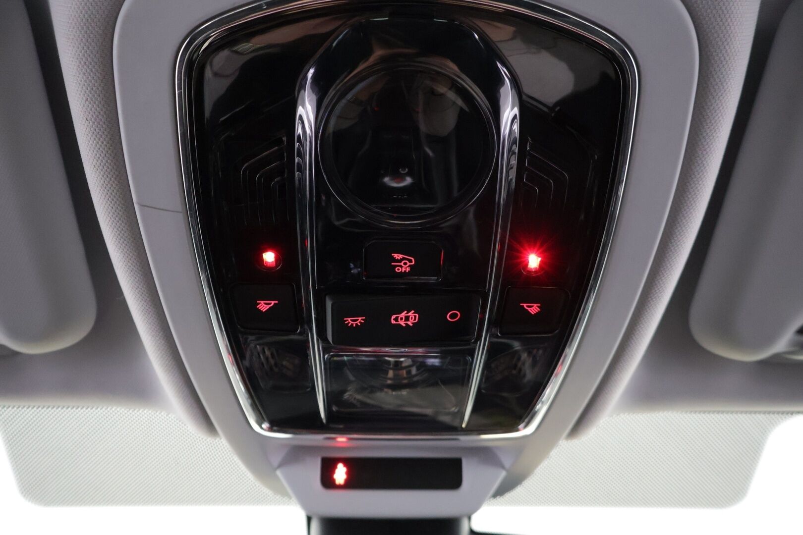 Peugeot 508 2017 SW Active BlueHDi 120 ** Lohko / Koukku / Vakkari / Bluetooth - ** Kahdet renkaat / Juuri katsastettu ** - HULLU BLACKWEEK KORKOTARJOUS 2,49%