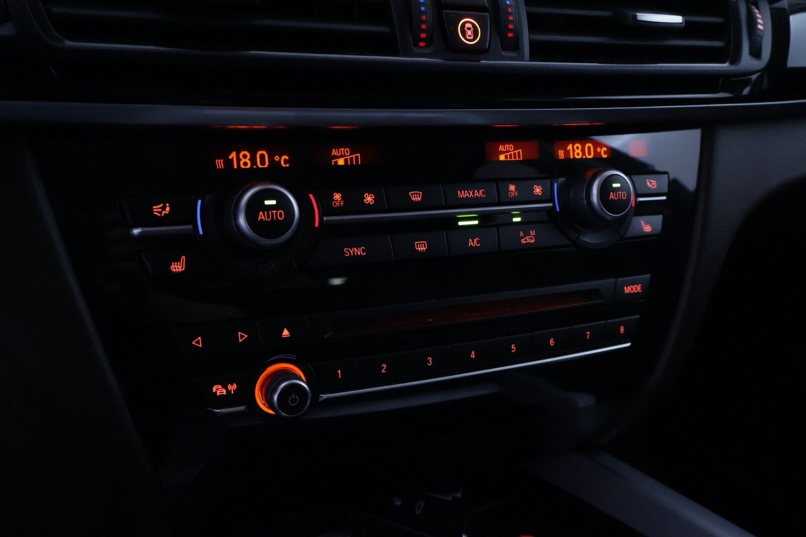 BMW X5 2017 F15 xDrive40e A - YritysOutlet - Myydään vain yrityksille - Upeasta varusteltu / Ruskeat nahat / Hyvin huollettu / S.ratti / S.kontti / Hyvät nastat 