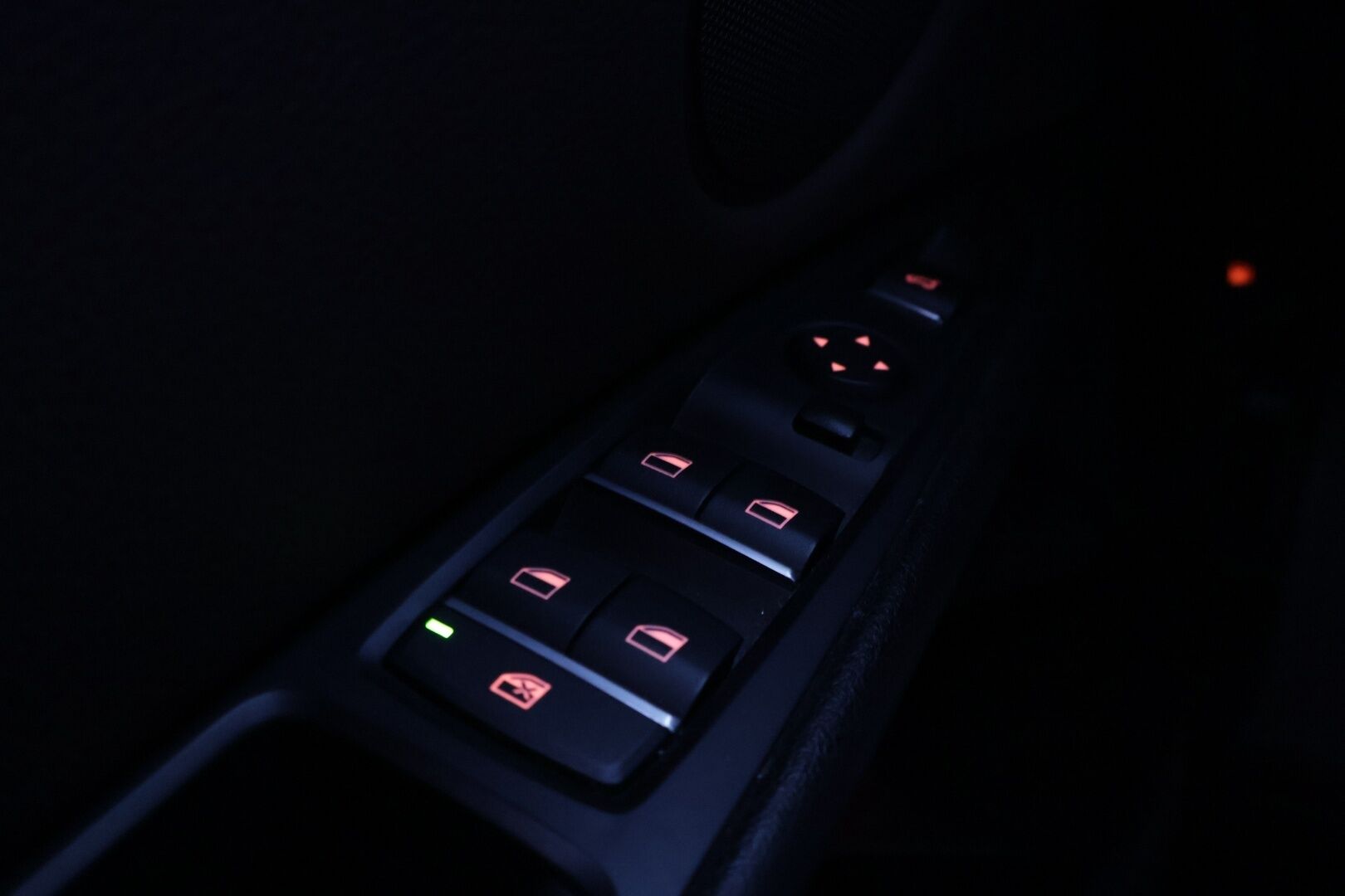 BMW X5 2017 F15 xDrive40e A - YritysOutlet - Myydään vain yrityksille - Upeasta varusteltu / Ruskeat nahat / Hyvin huollettu / S.ratti / S.kontti / Hyvät nastat 