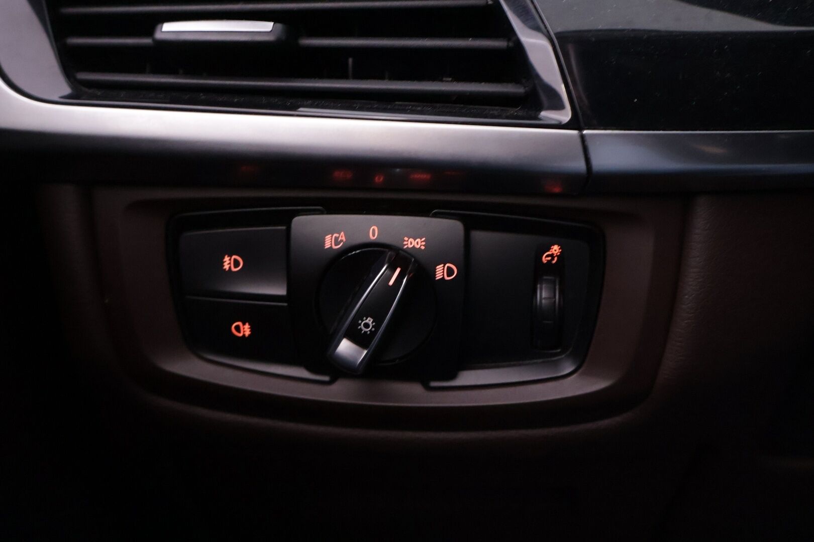 BMW X5 2017 F15 xDrive40e A - YritysOutlet - Myydään vain yrityksille - Upeasta varusteltu / Ruskeat nahat / Hyvin huollettu / S.ratti / S.kontti / Hyvät nastat 