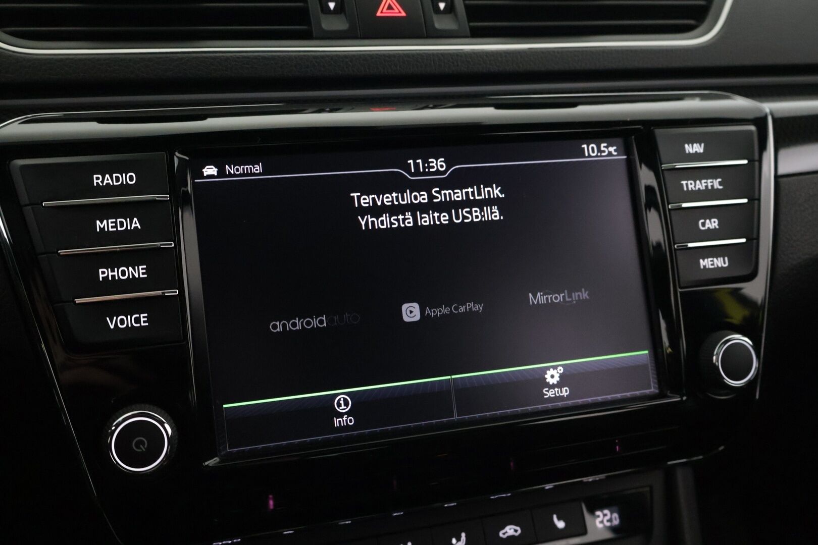 Skoda Superb 2017 1,4 TSI ACT SportLine - Panorama | ACC | Muistipenkki | Canton | P-Kamera | Tutkat | Navi | Ambient | Koukku | Webasto