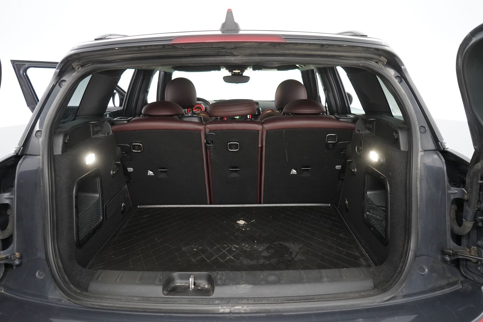 Mini Clubman 2016 Cooper SD A Business *ACC / Panorama / H&K / Nahat / KeyLessGo / HUD* - Kahdet renkaat alumiinivantein / Juuri huollettu - HULLU BLACKWEEK KORKOTARJOUS 2,49%